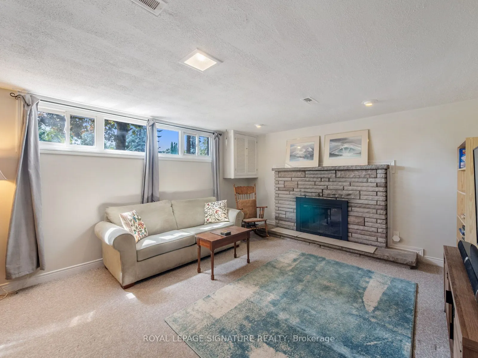 446 Bernhard Crescent