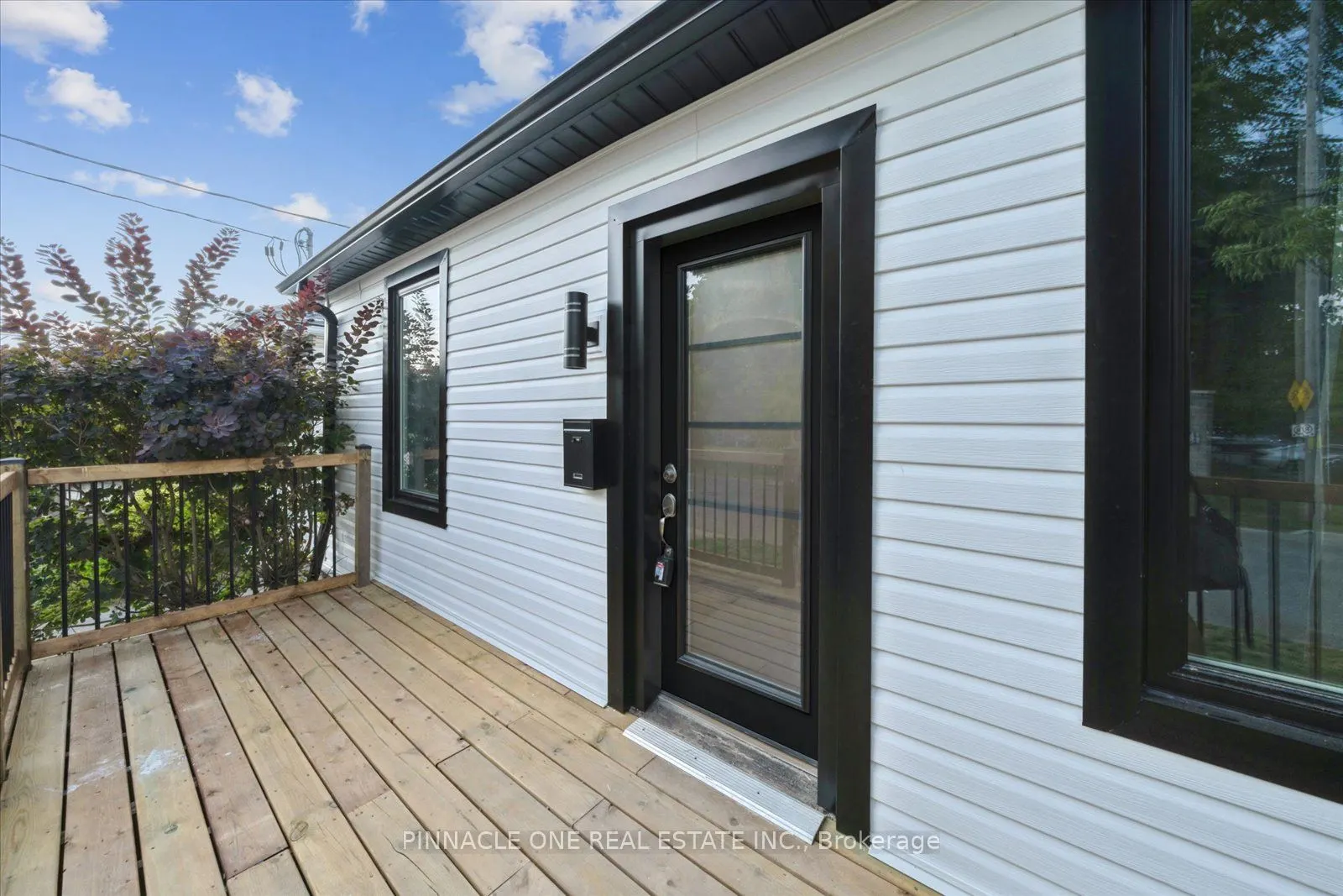 66 Emma Street