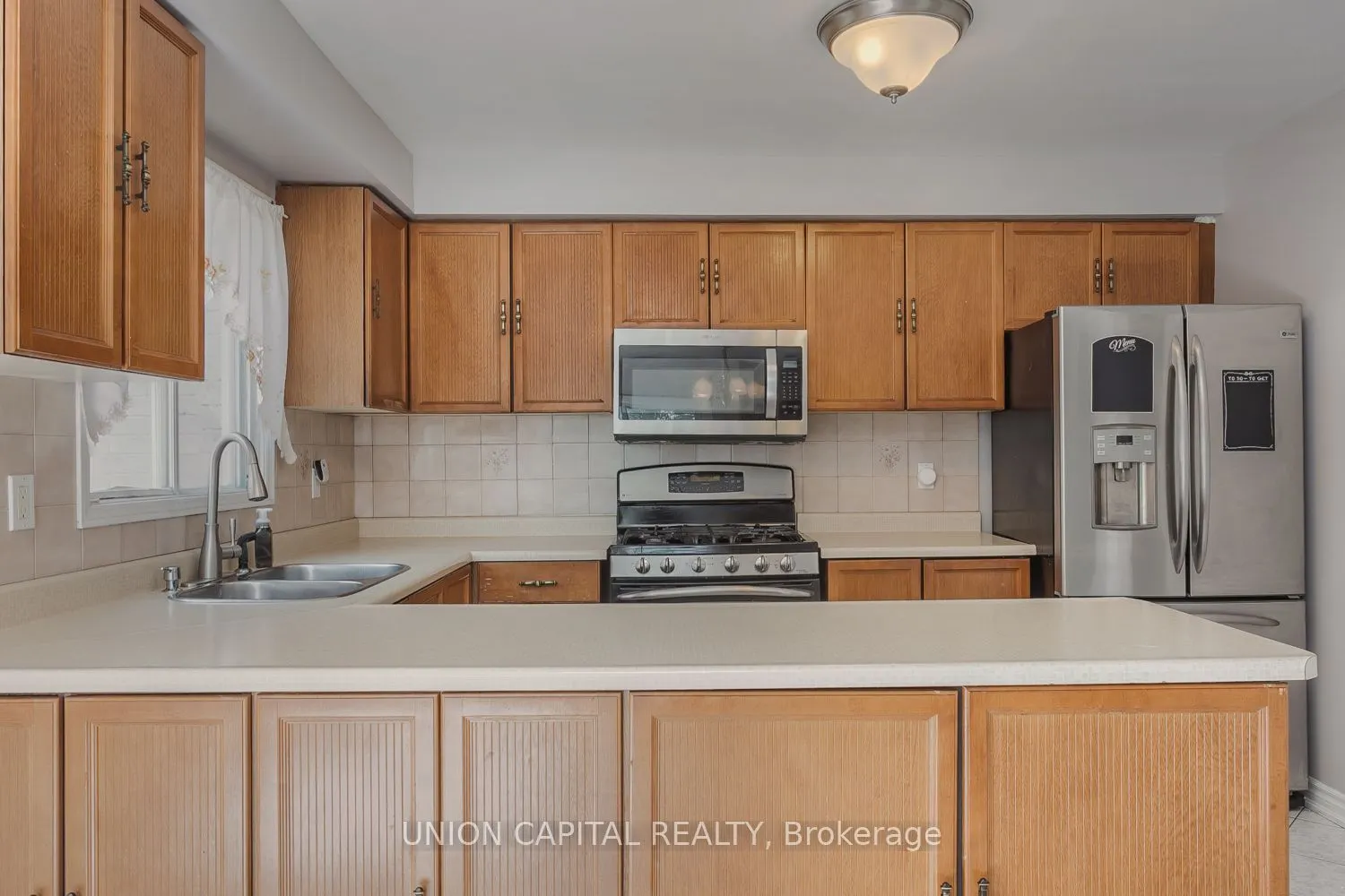21 Horseshoe Drive