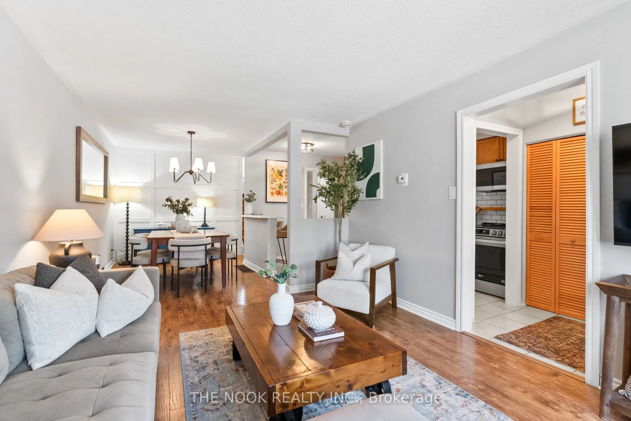 248 Kinmount Crescent