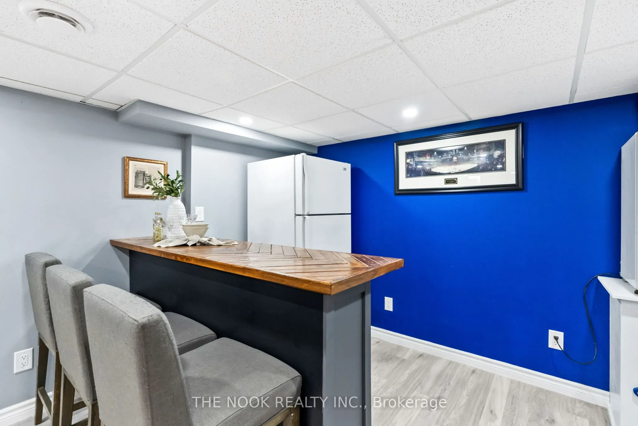 248 Kinmount Crescent