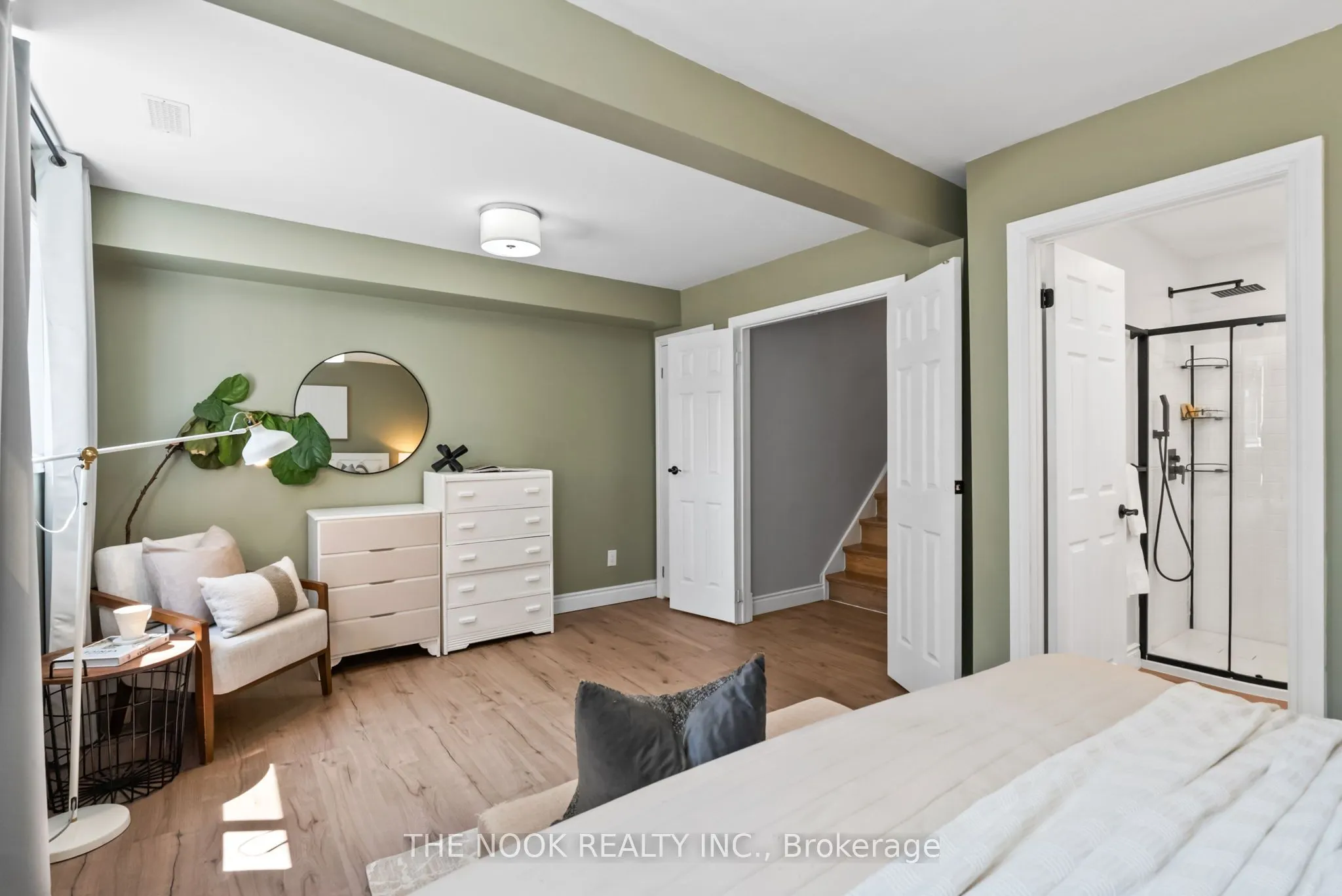 248 Kinmount Crescent