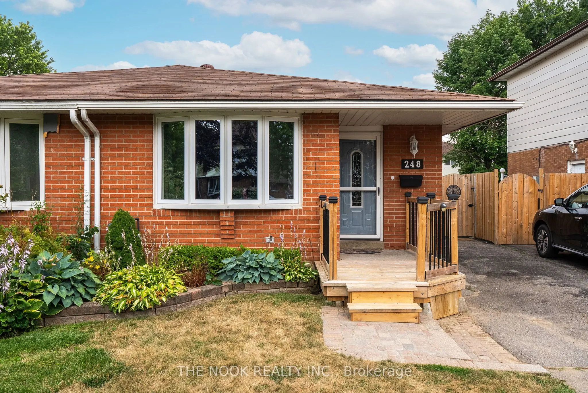 248 Kinmount Crescent