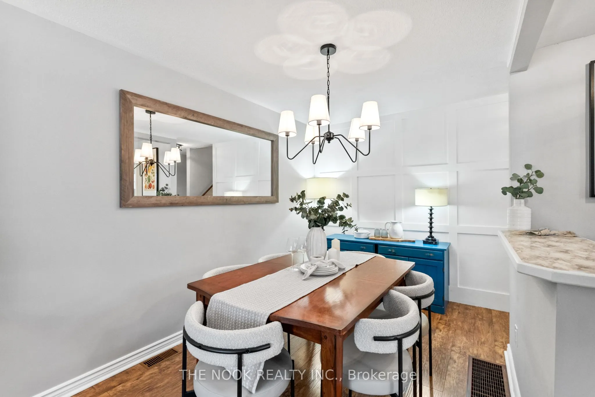248 Kinmount Crescent