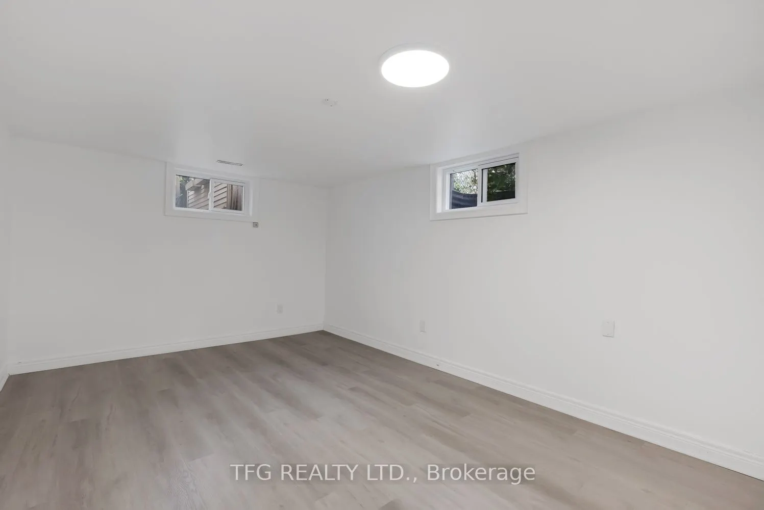 120 Bell Drive, #Lower