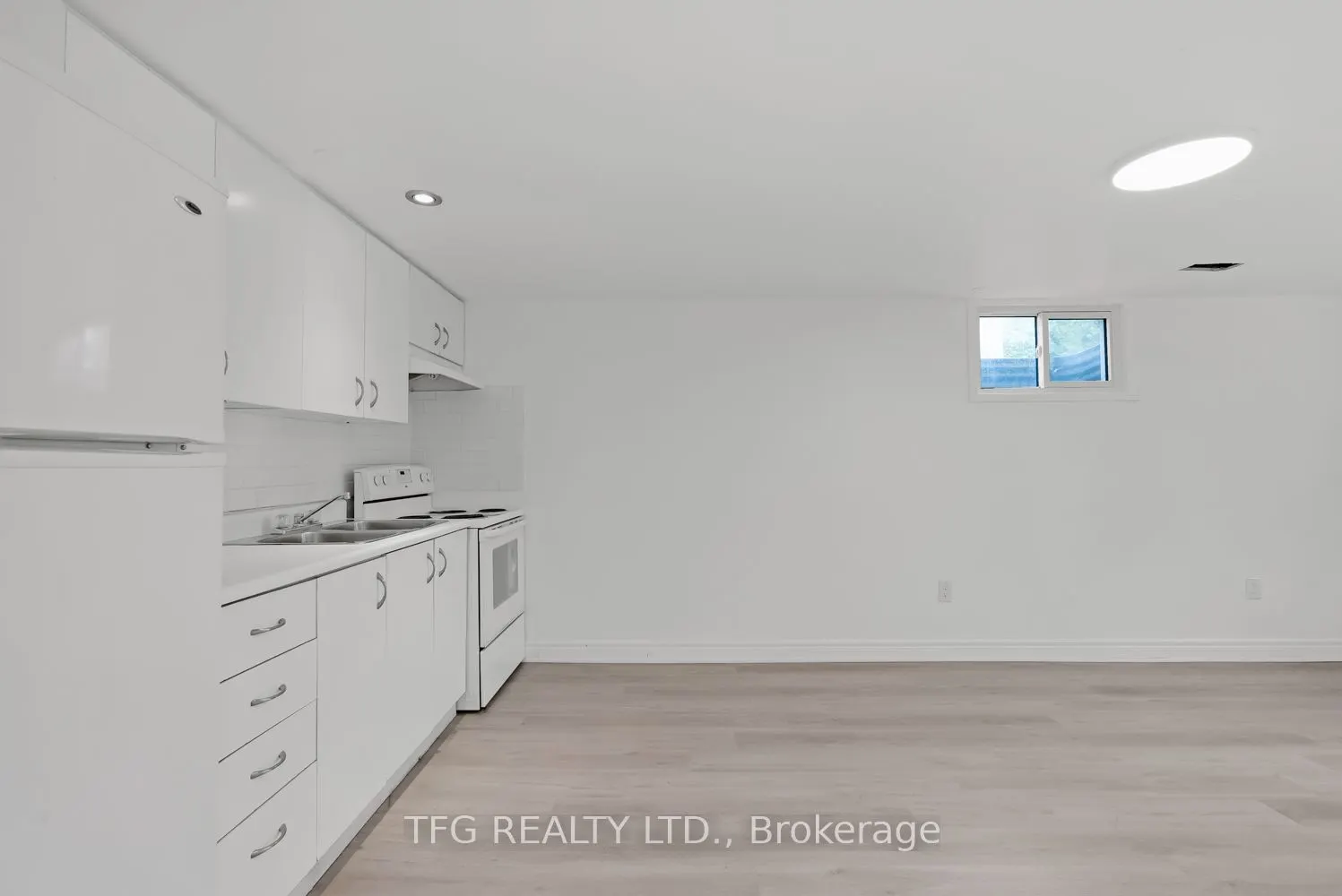 120 Bell Drive, #Lower