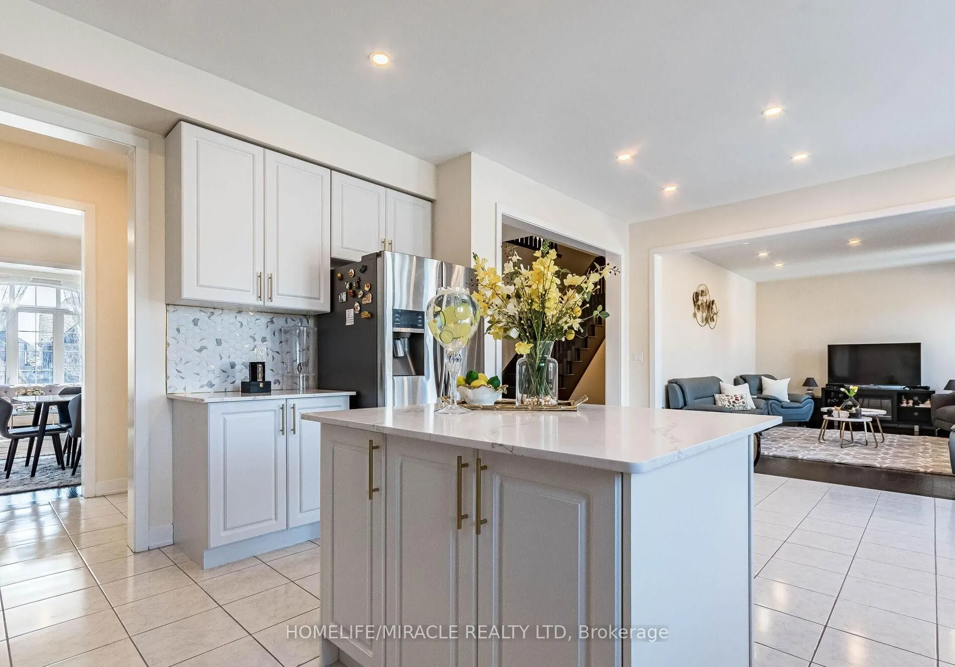 10 Buckles Court