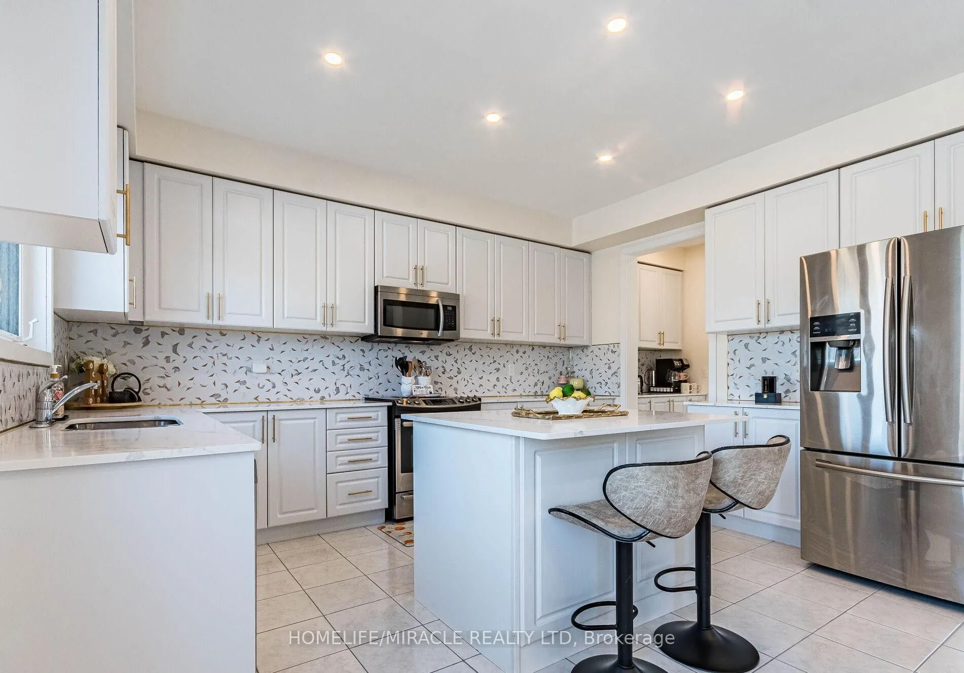 10 Buckles Court