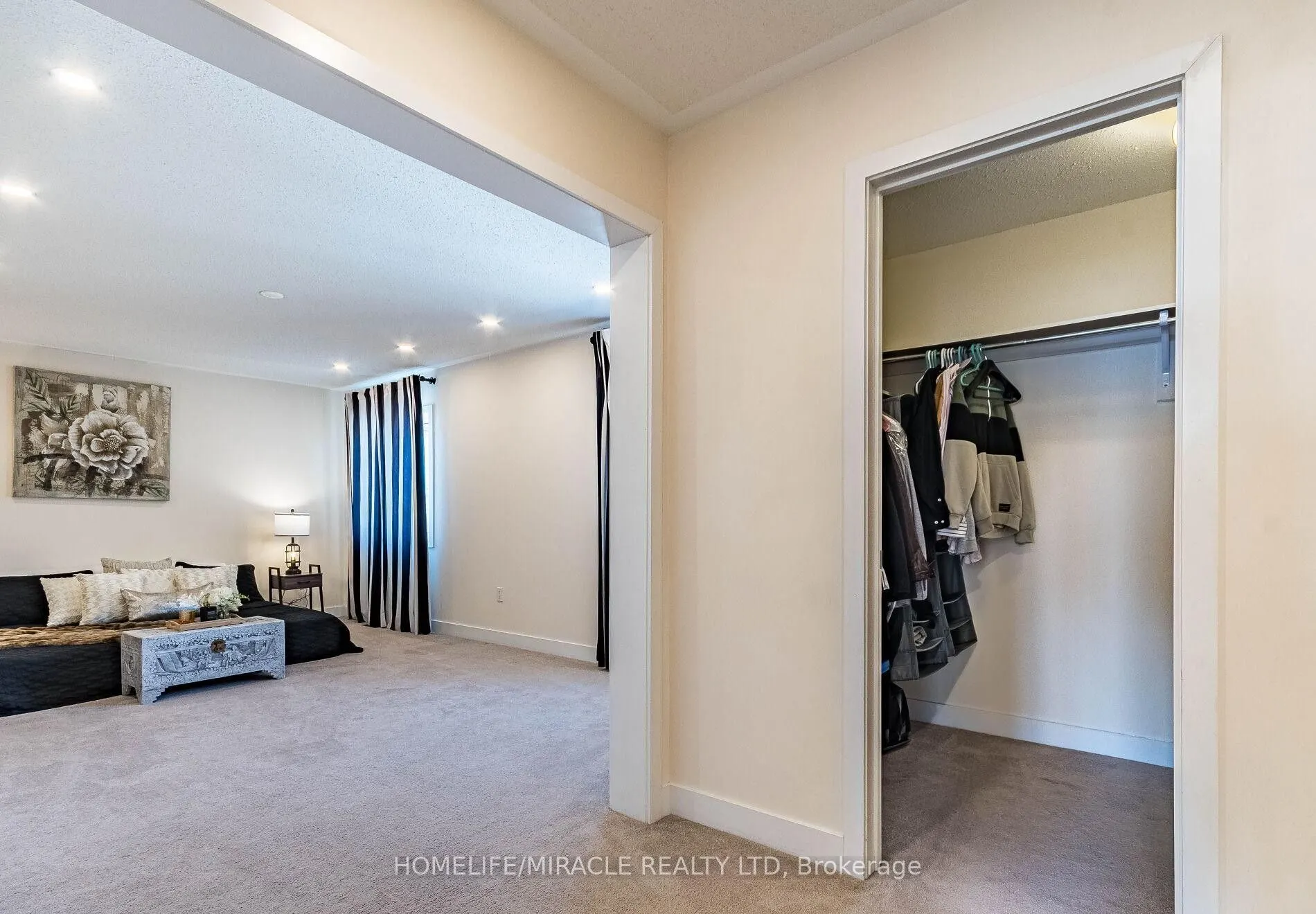 10 Buckles Court