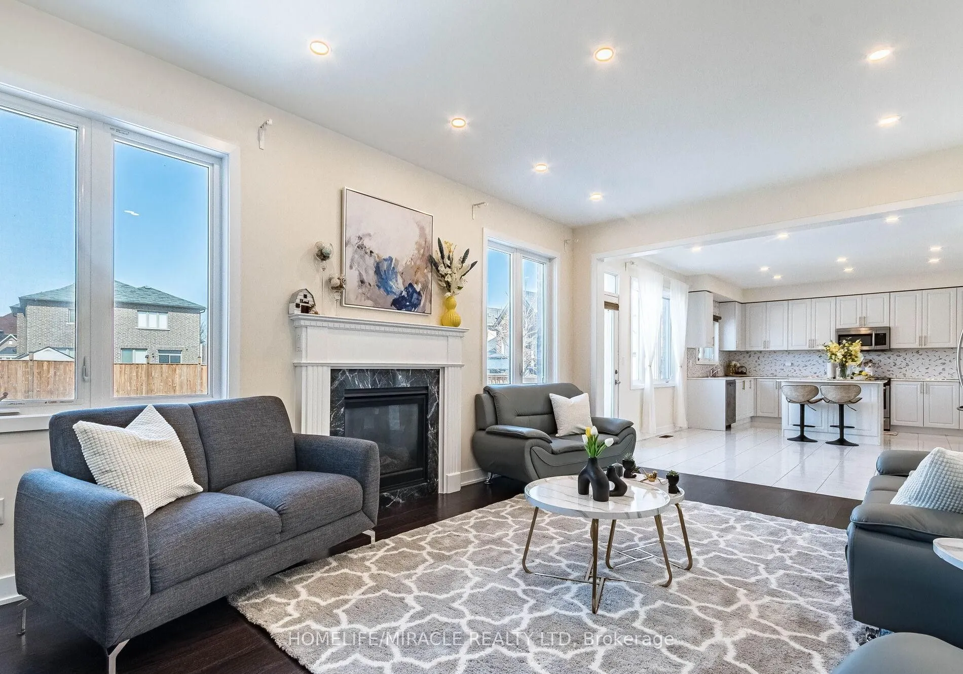 10 Buckles Court