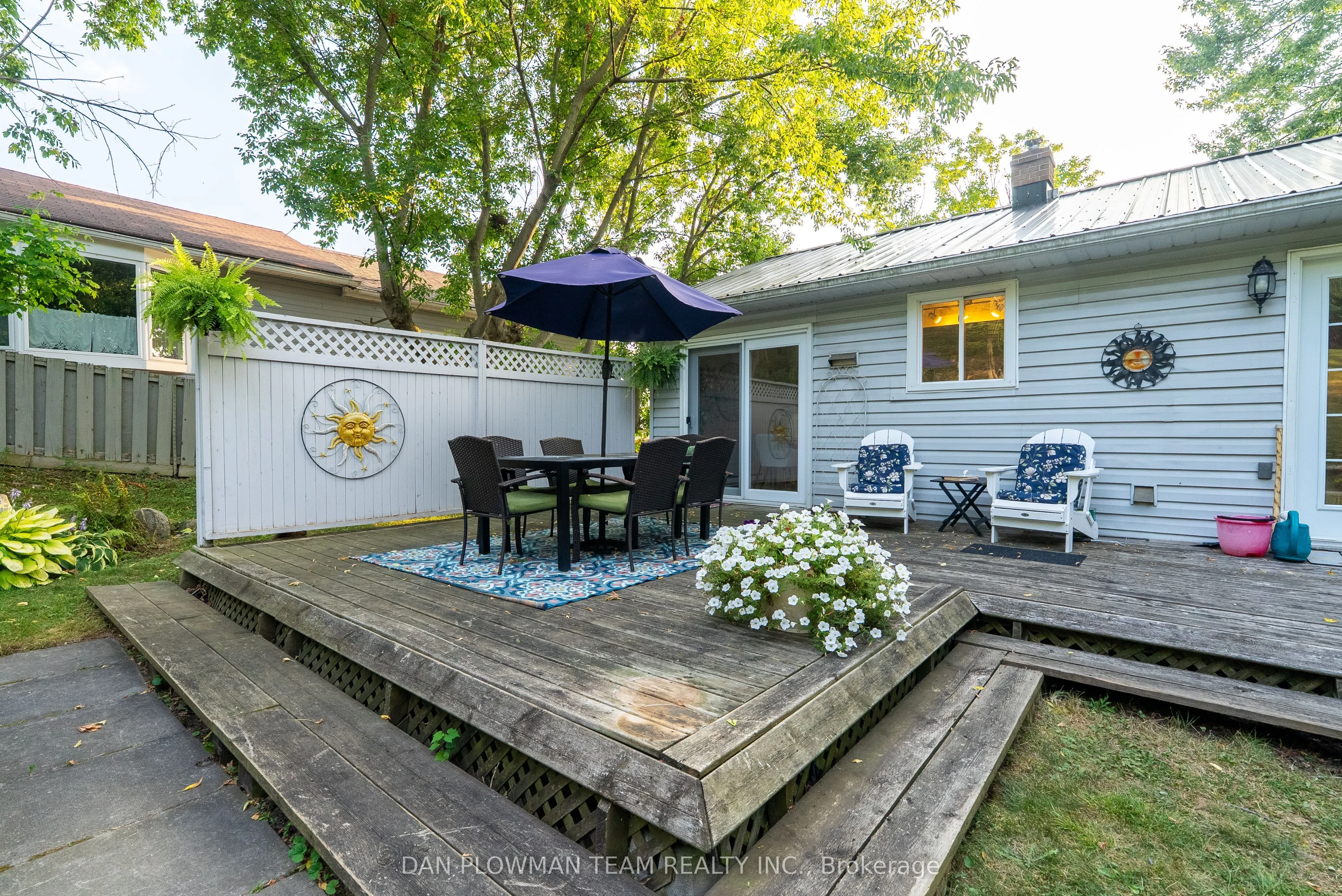 203 Portview Road