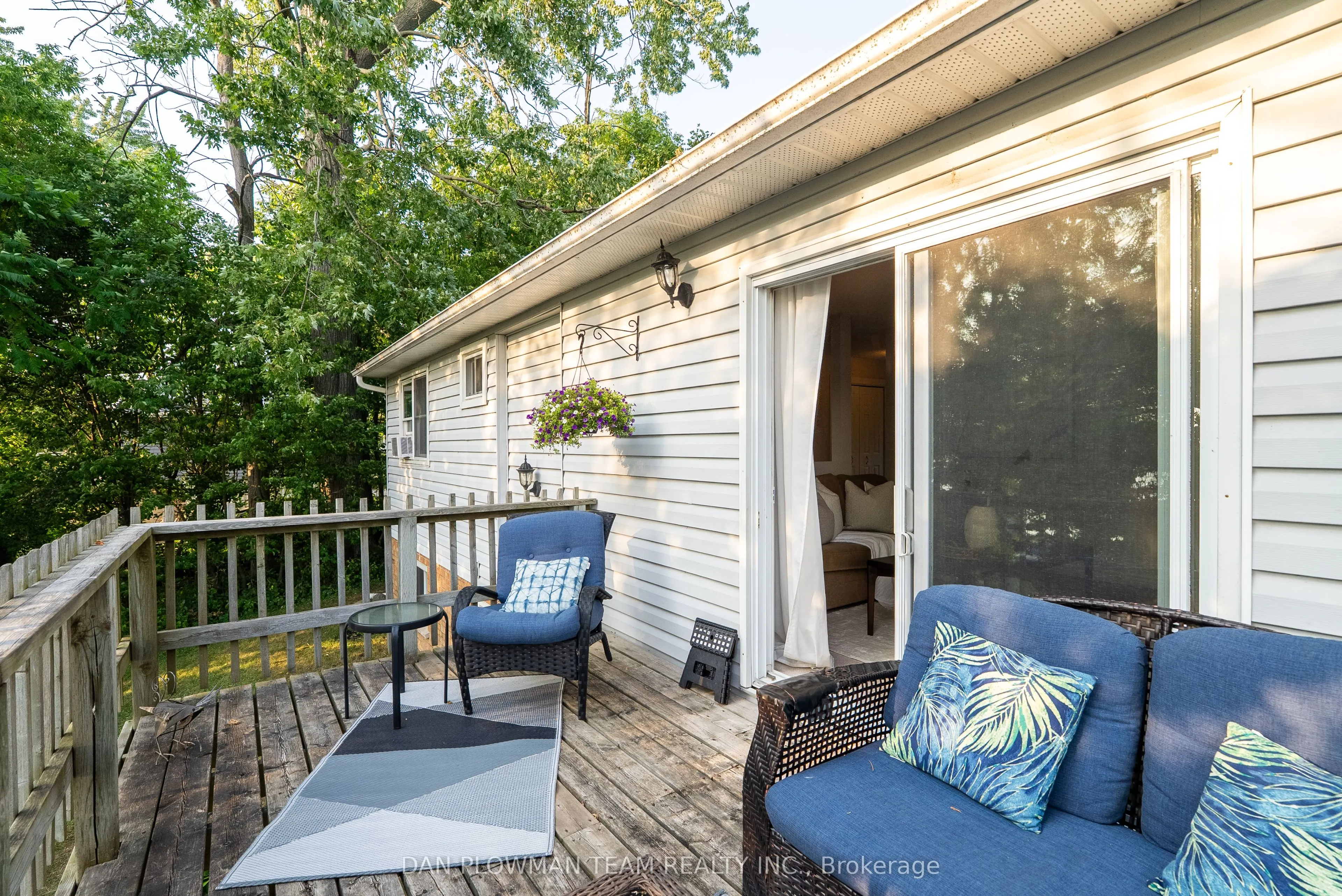 203 Portview Road