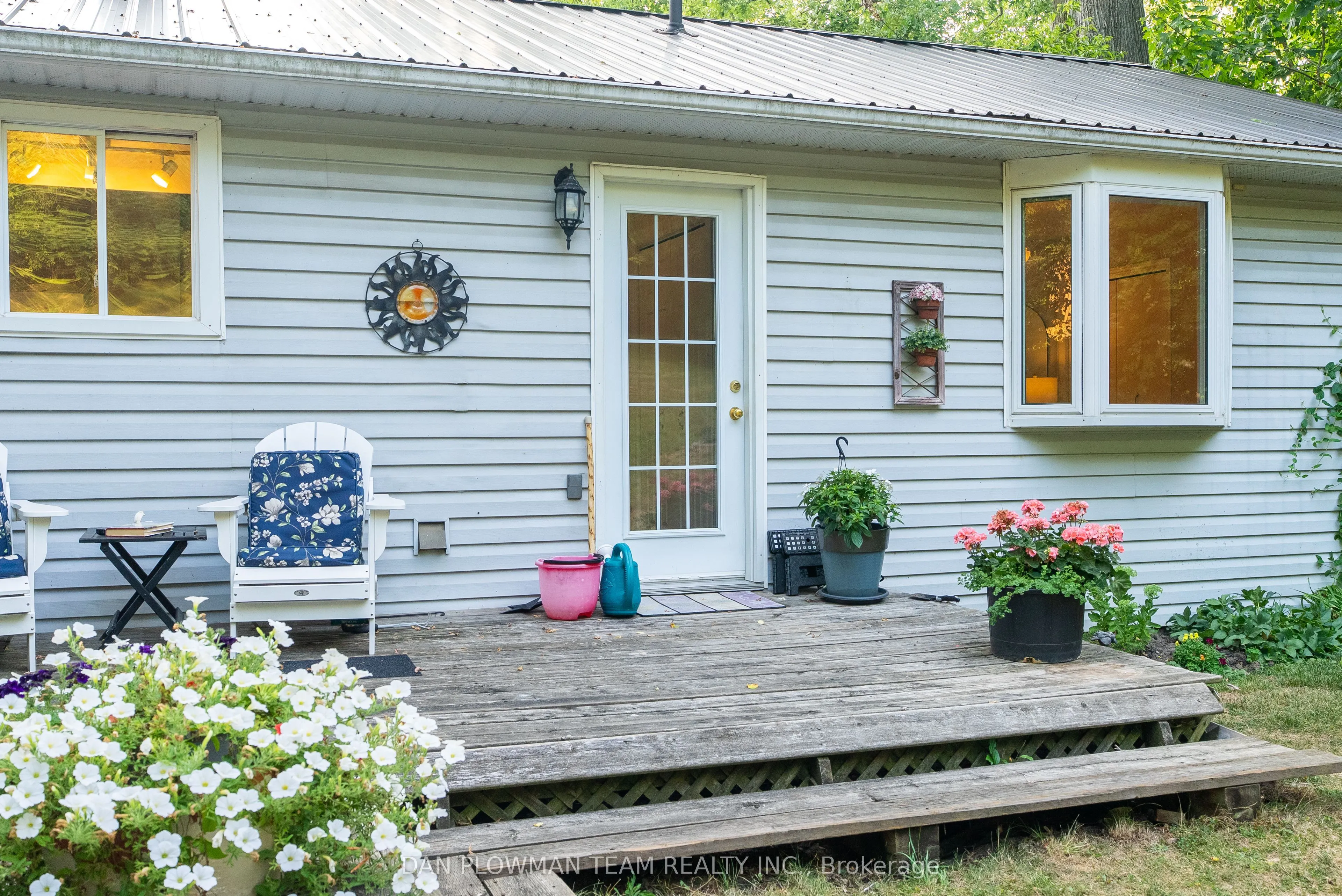 203 Portview Road