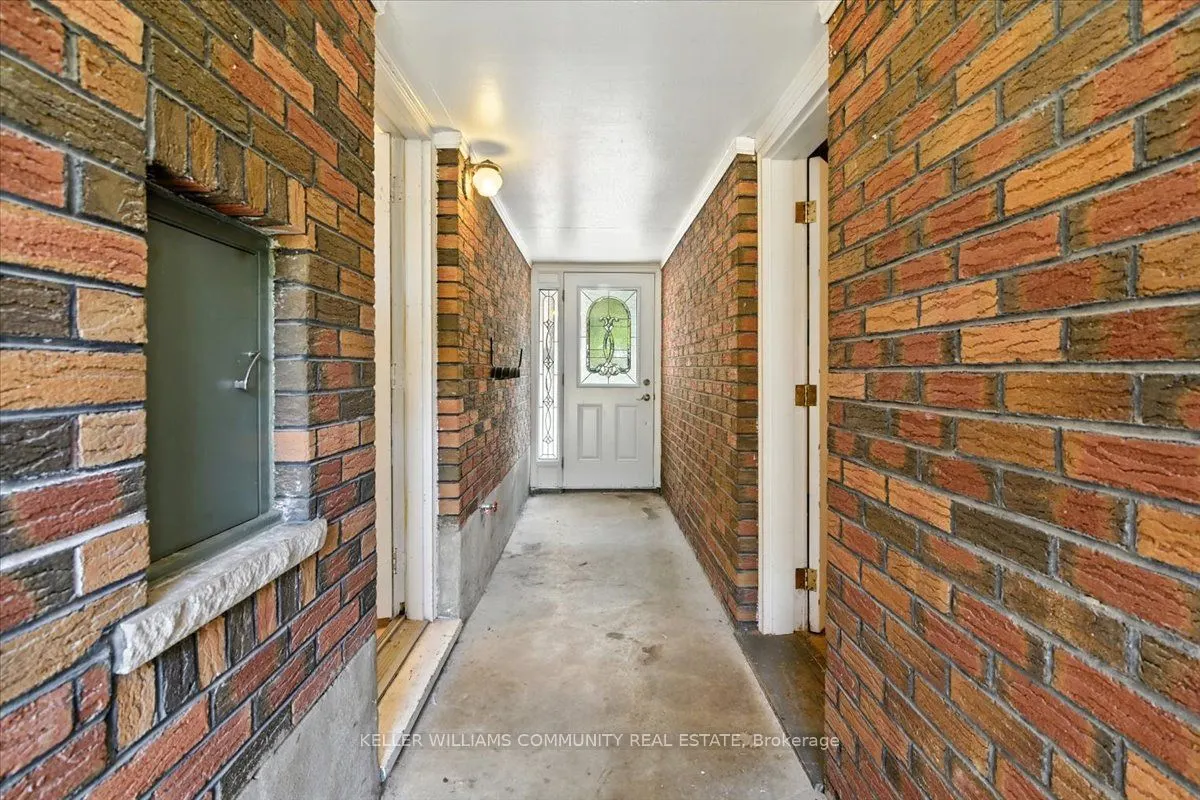 110 Scugog Street