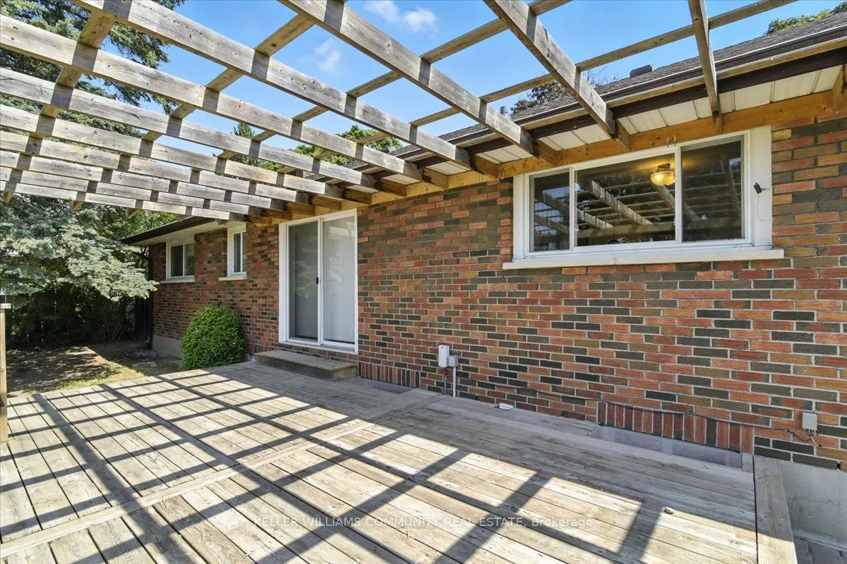 110 Scugog Street