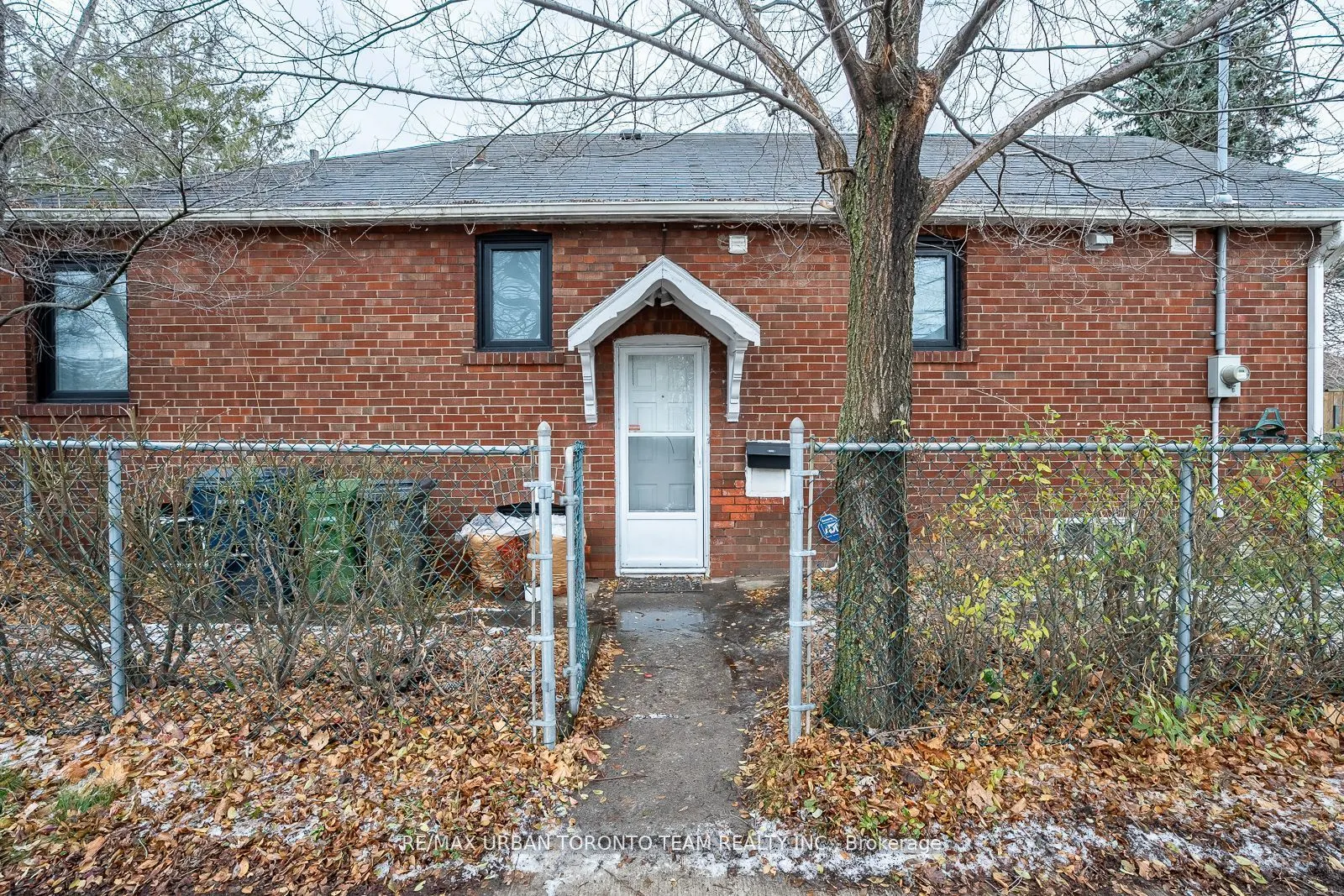 1277 Broadview Avenue, #Lower Level Room B