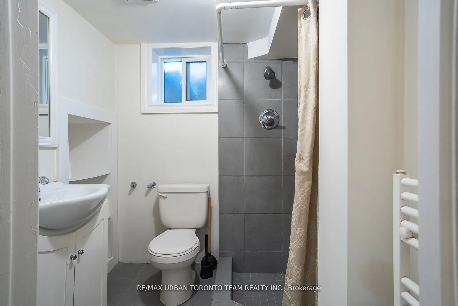 1277 Broadview Avenue, #Lower Level Room B