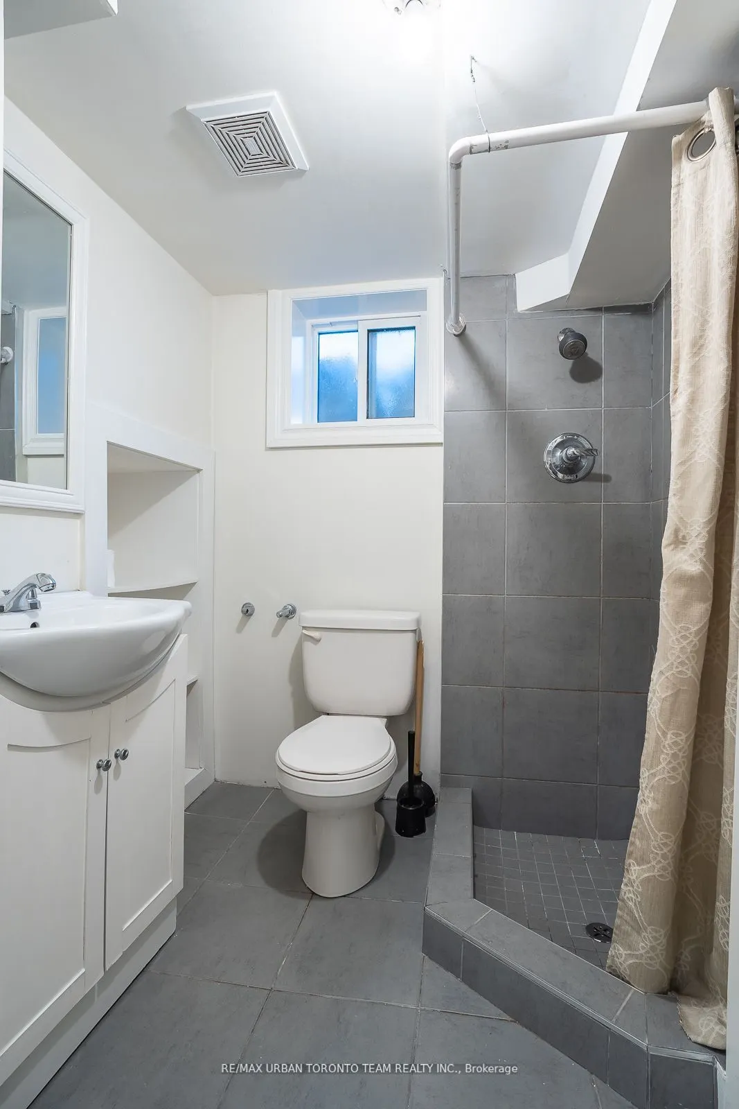 1277 Broadview Avenue, #Lower Level Room B