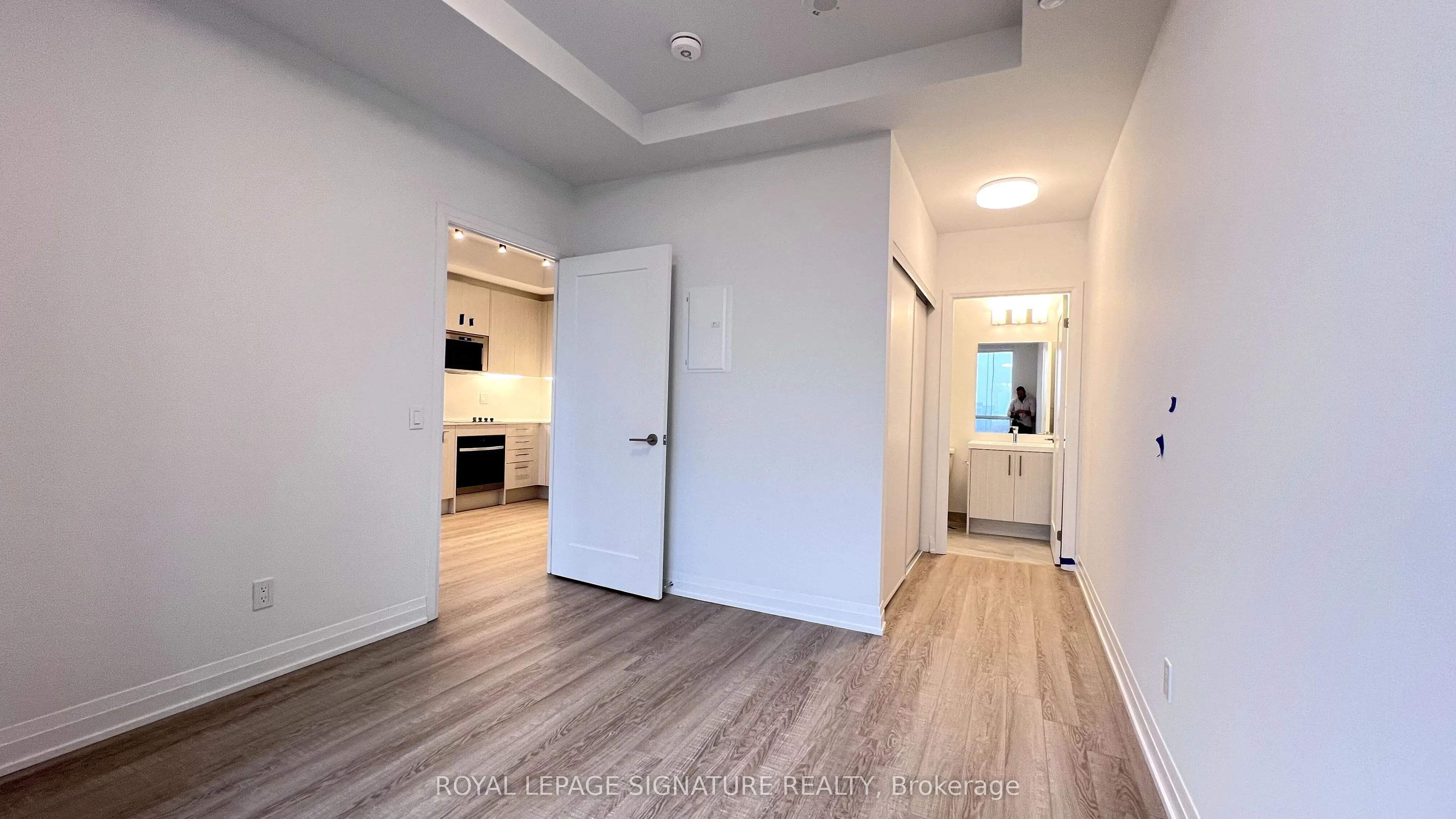 286 Main Street, #718