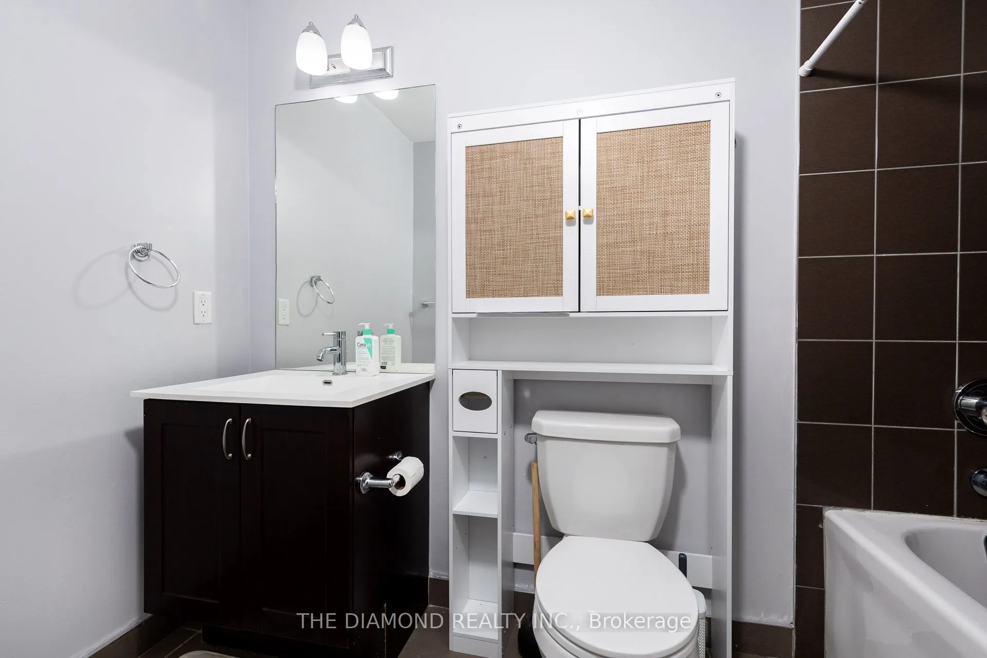 3560 St Clair Avenue E, #107