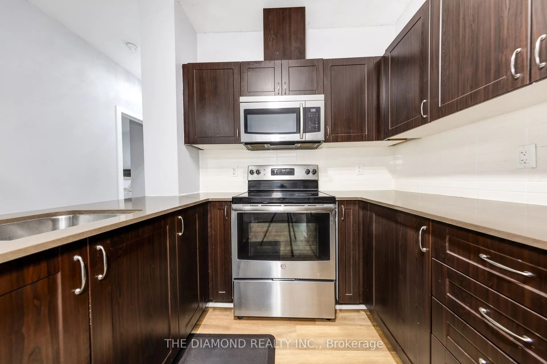 3560 St Clair Avenue E, #107