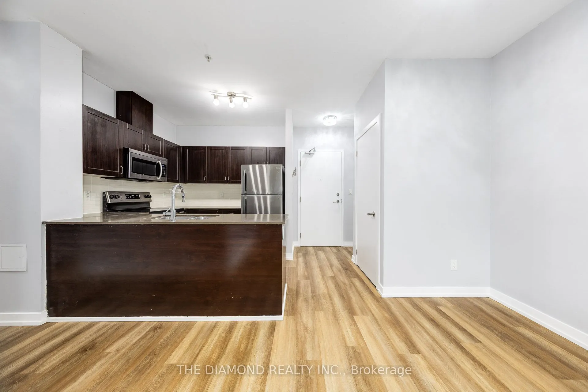 3560 St Clair Avenue E, #107