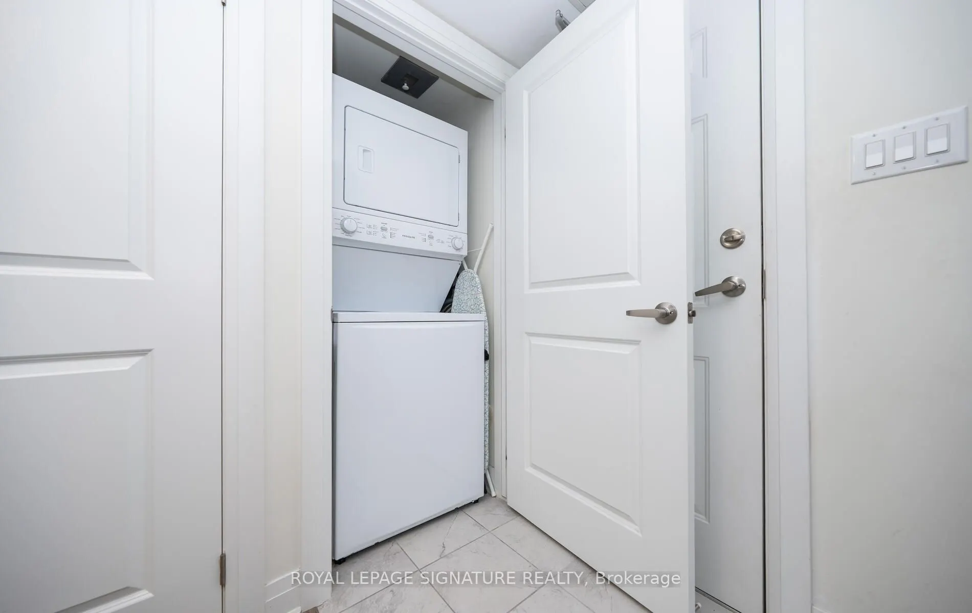 1148 Dragonfly Avenue, #101