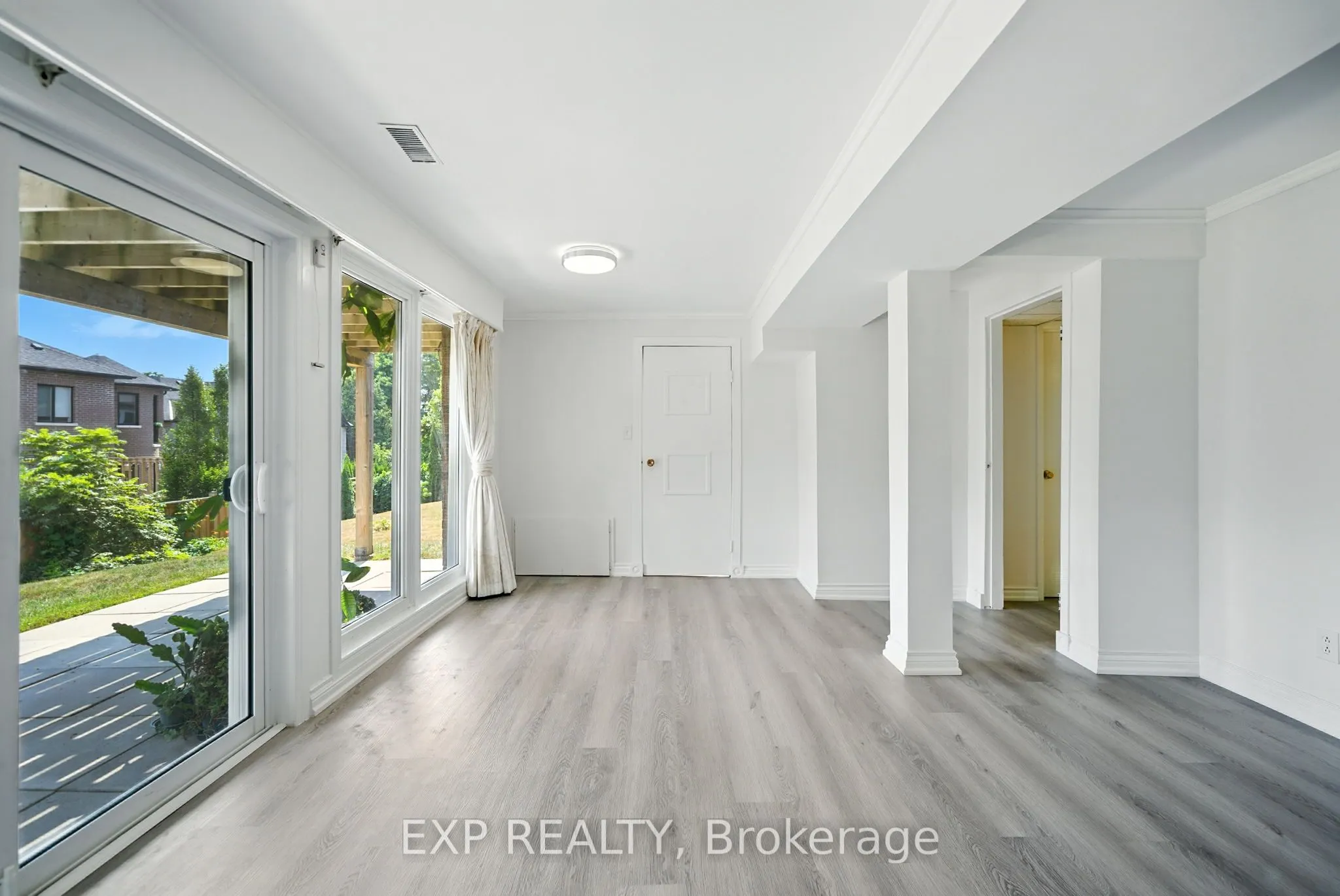 503 Broadgreen Street