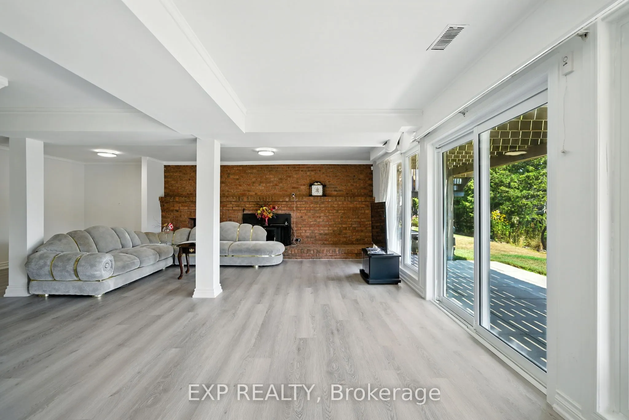 503 Broadgreen Street