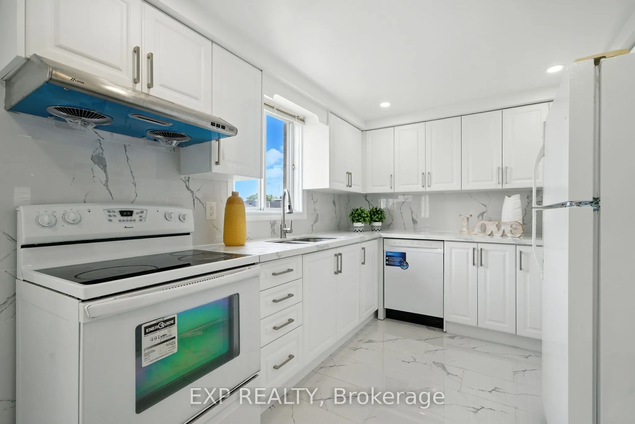 503 Broadgreen Street