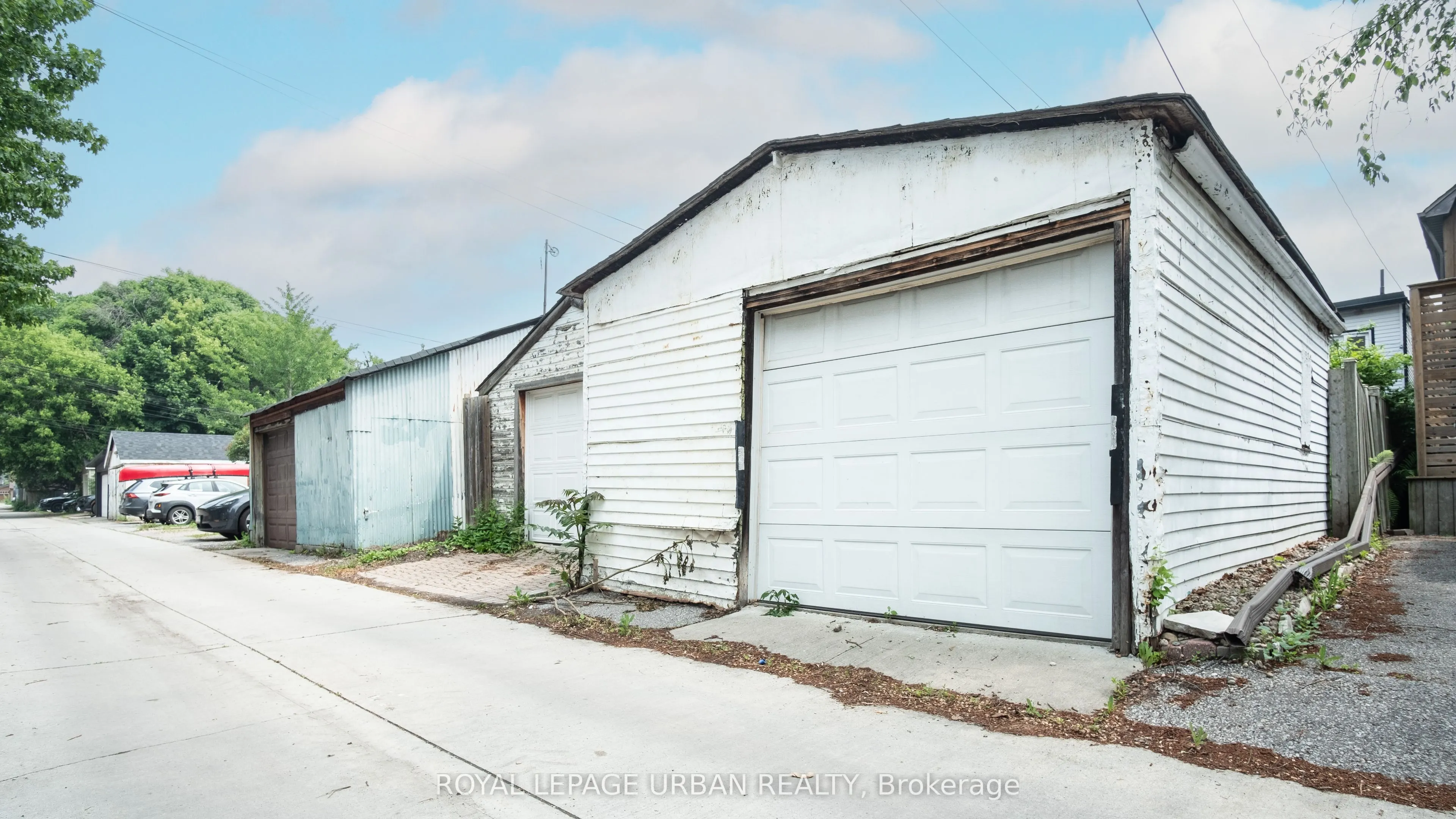 54 Arundel Avenue