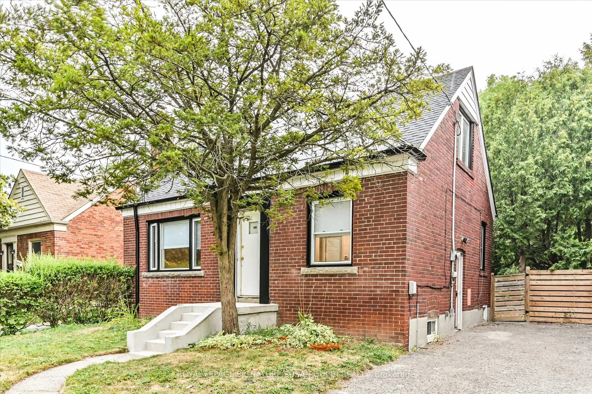19 Plaxton Drive