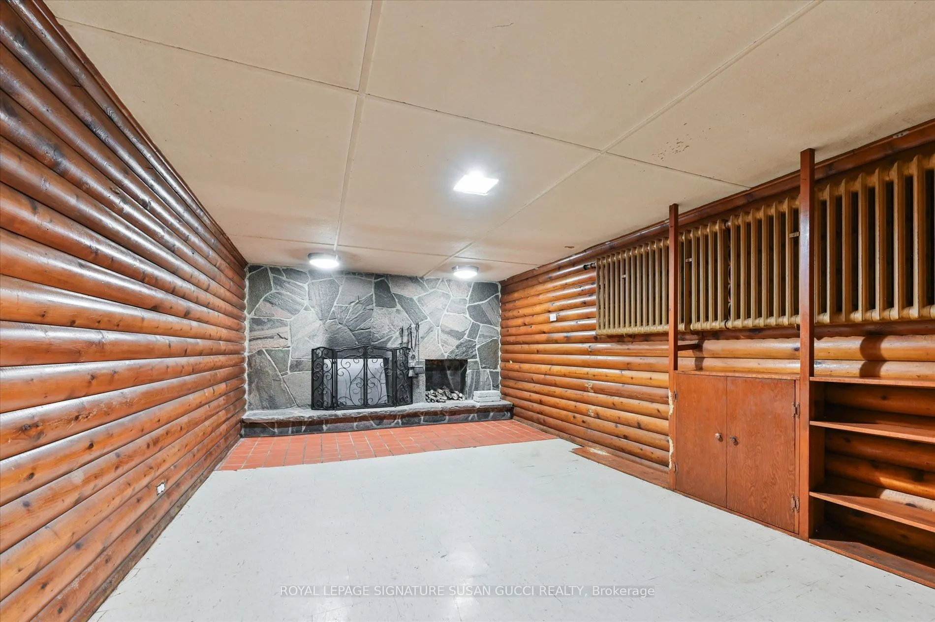 19 Plaxton Drive