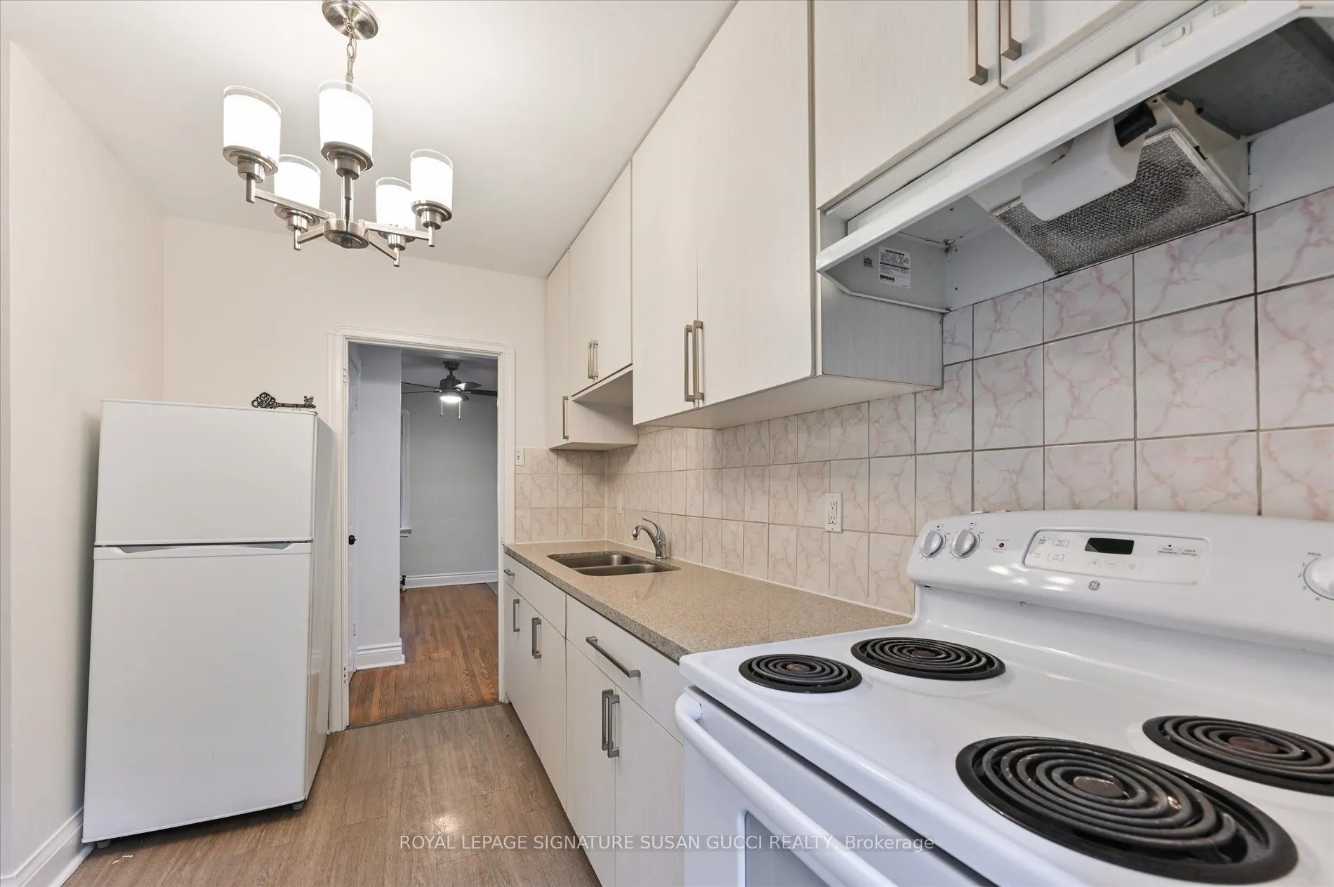 19 Plaxton Drive