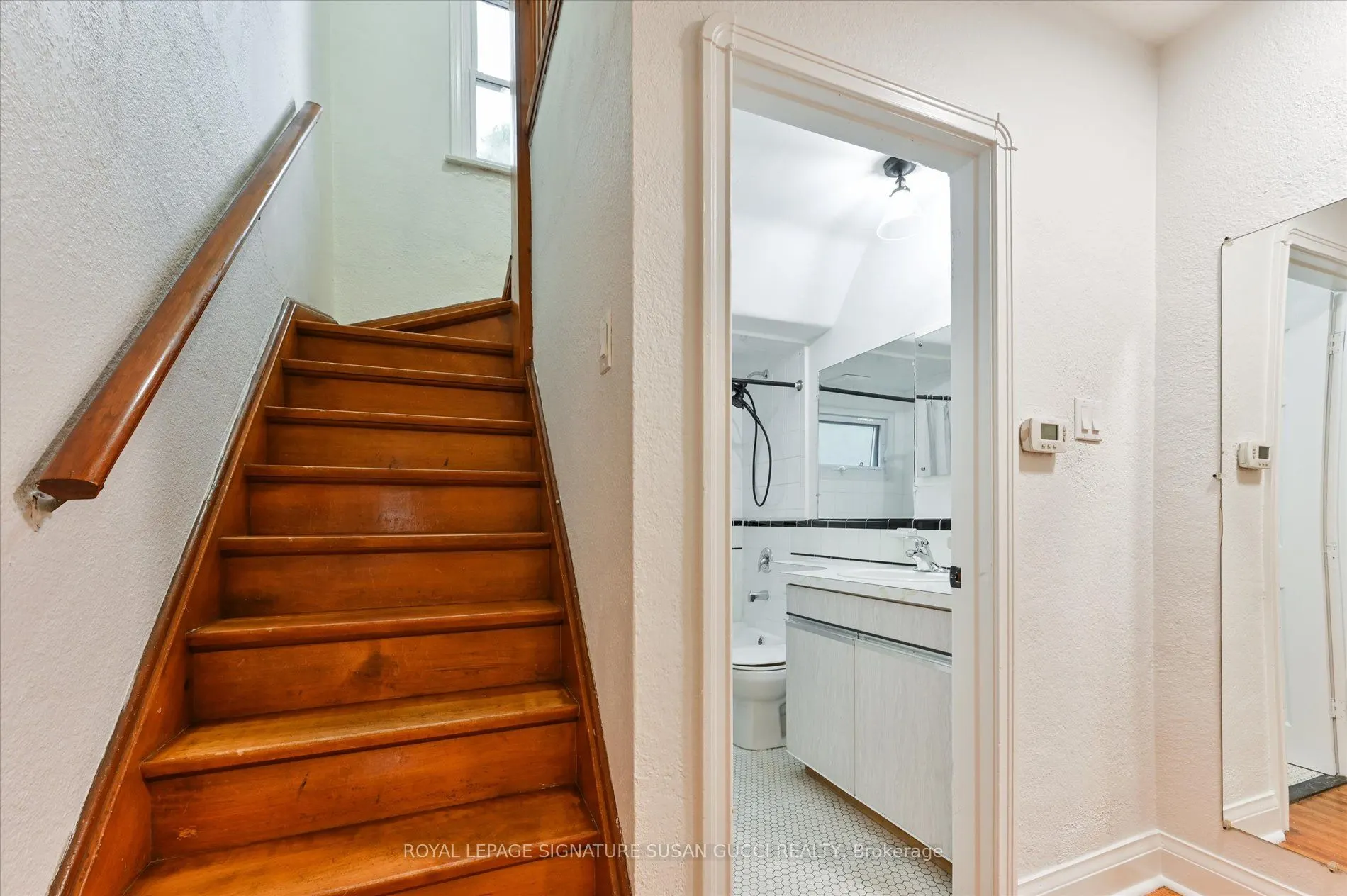19 Plaxton Drive