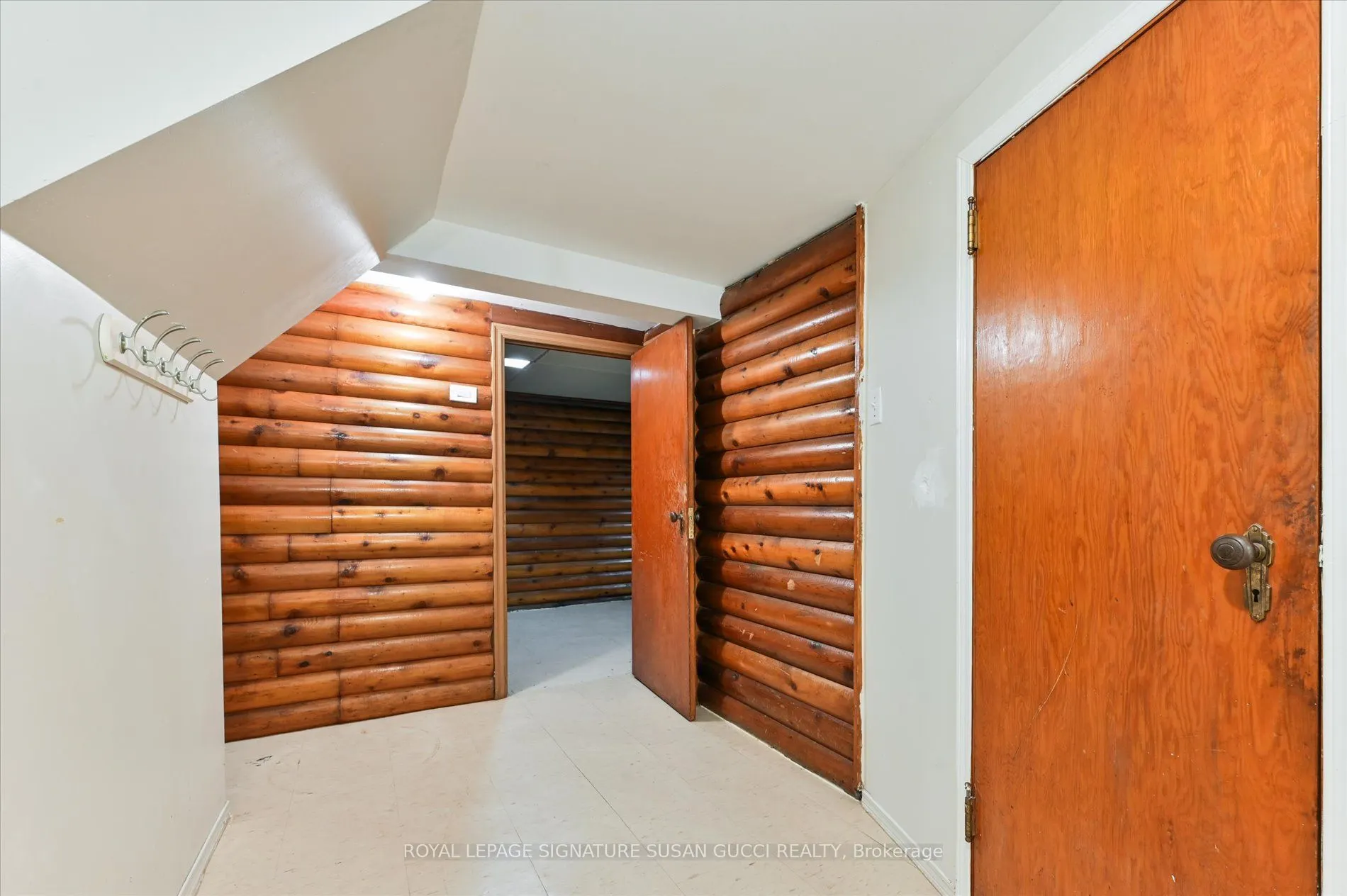 19 Plaxton Drive
