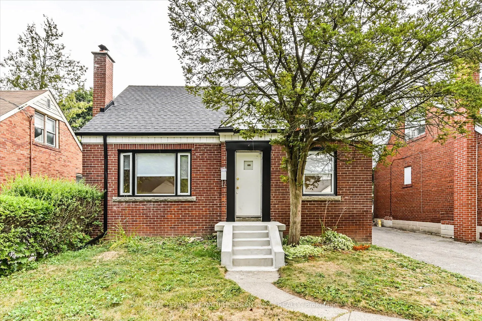 19 Plaxton Drive