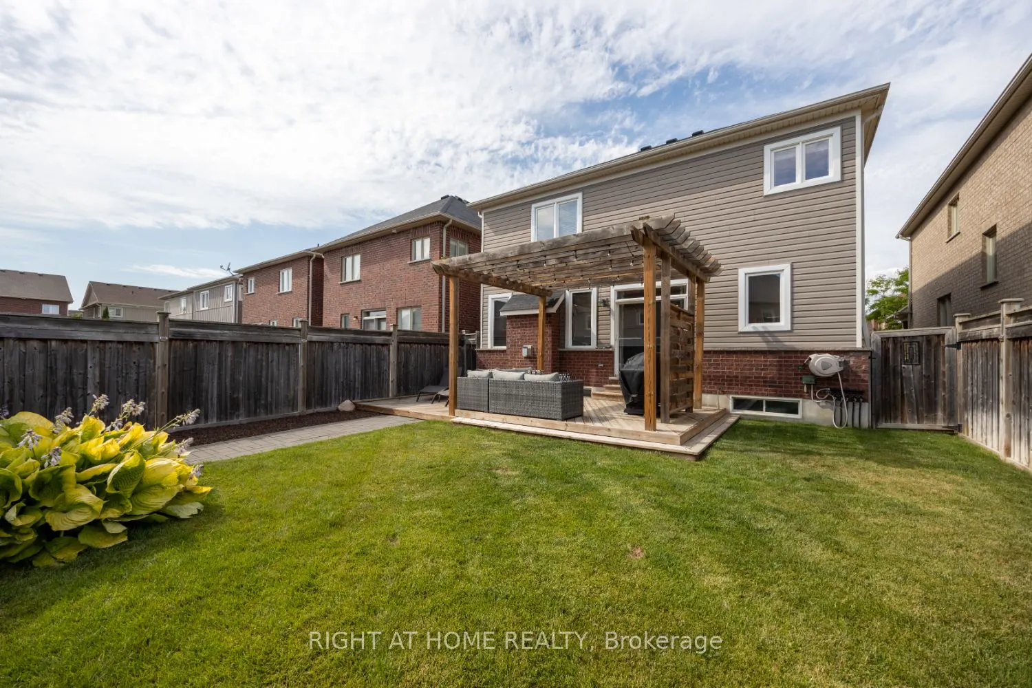 206 Ted Miller Crescent
