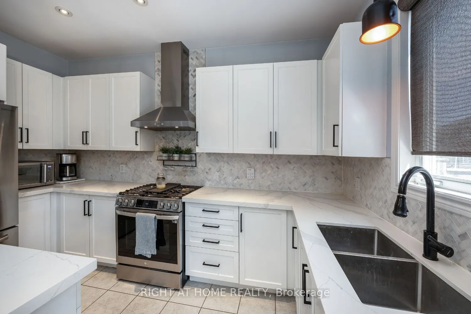 206 Ted Miller Crescent