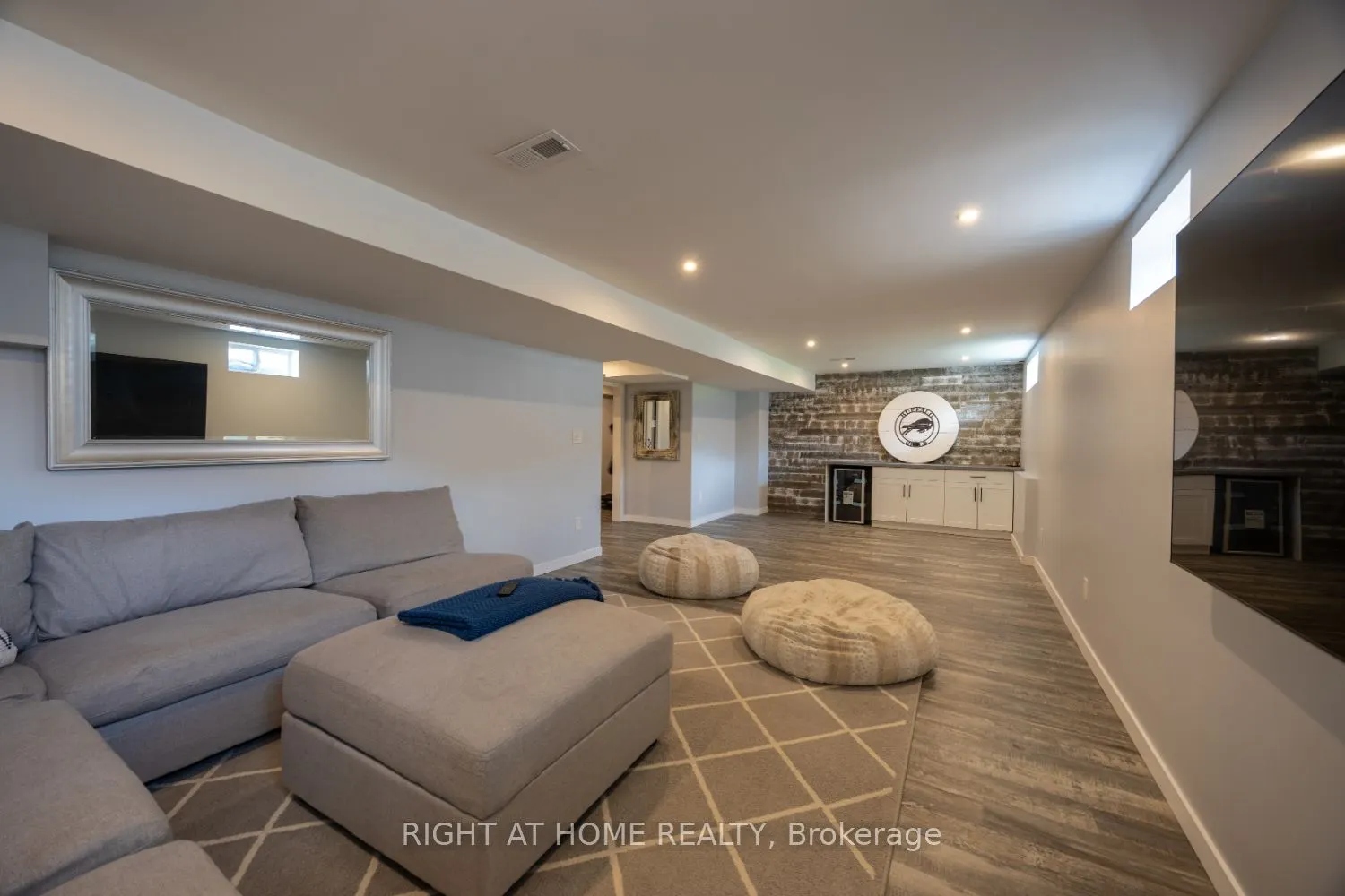 206 Ted Miller Crescent
