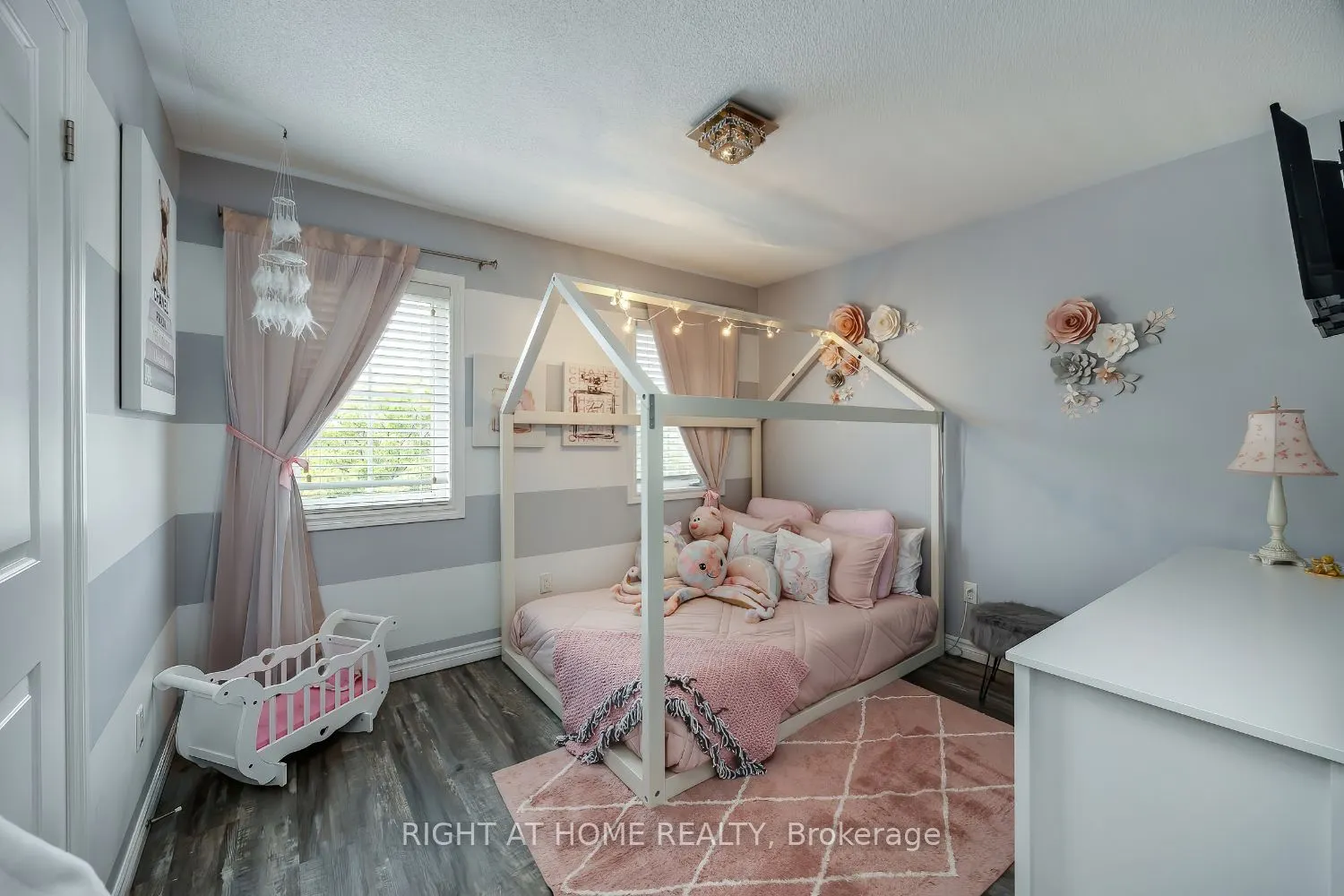 206 Ted Miller Crescent