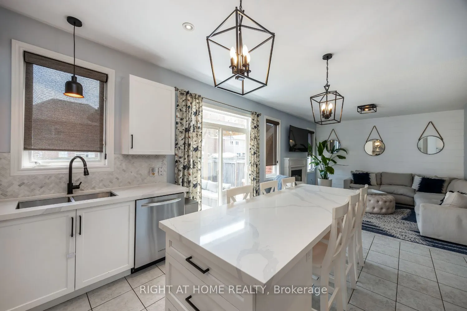 206 Ted Miller Crescent