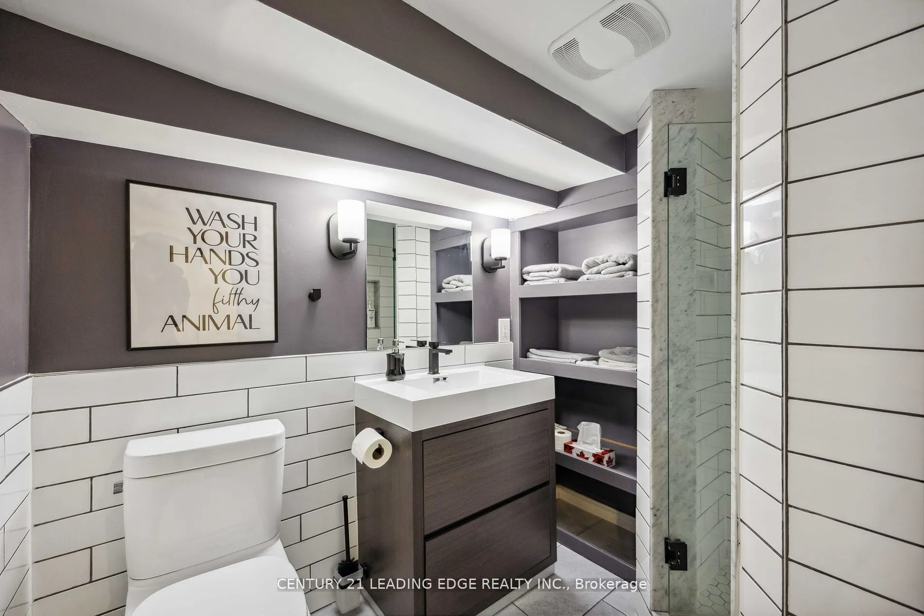 360 Coxwell Avenue, #A