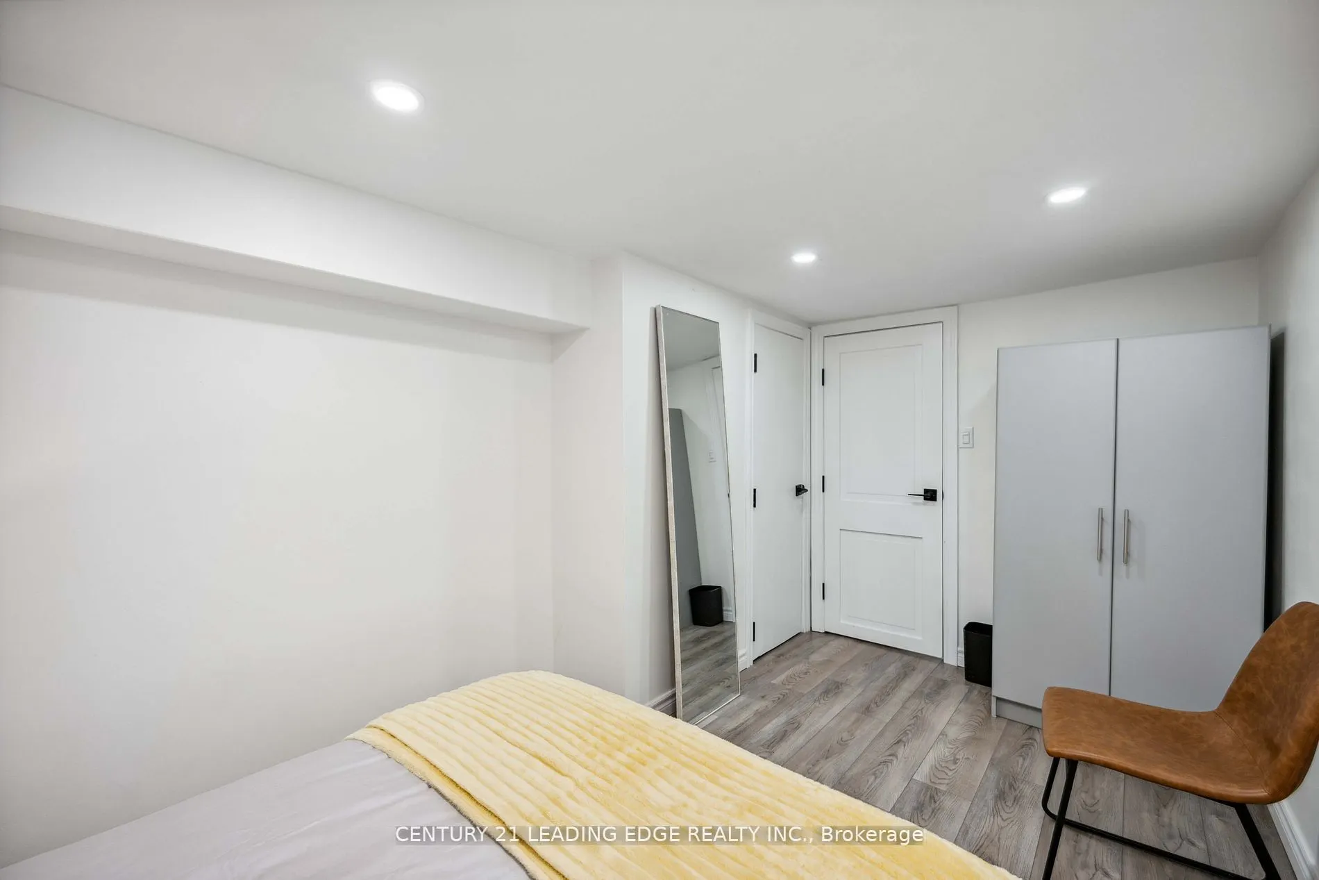 360 Coxwell Avenue, #A
