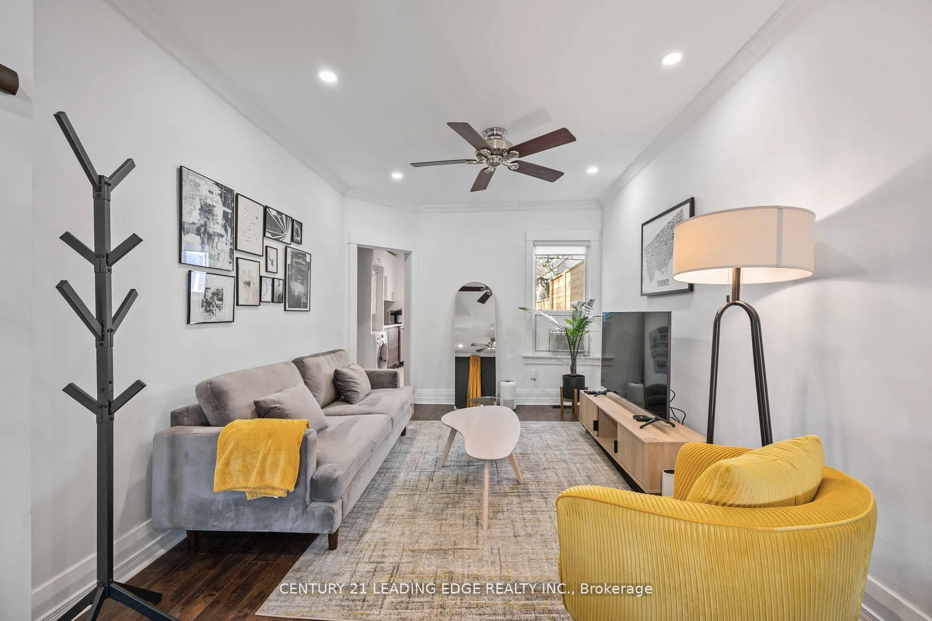 360 Coxwell Avenue, #A