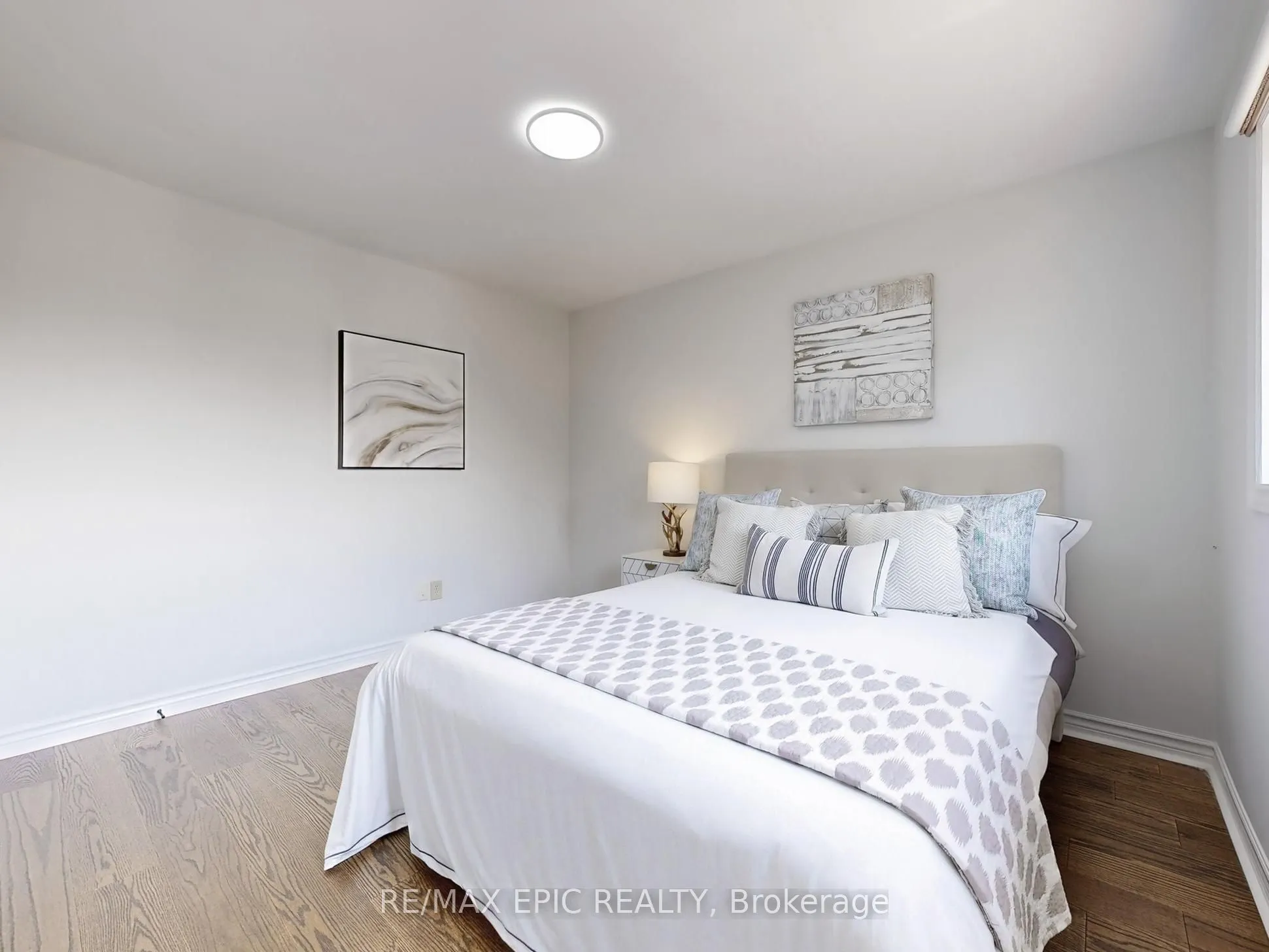 10 Corner Stone Crescent
