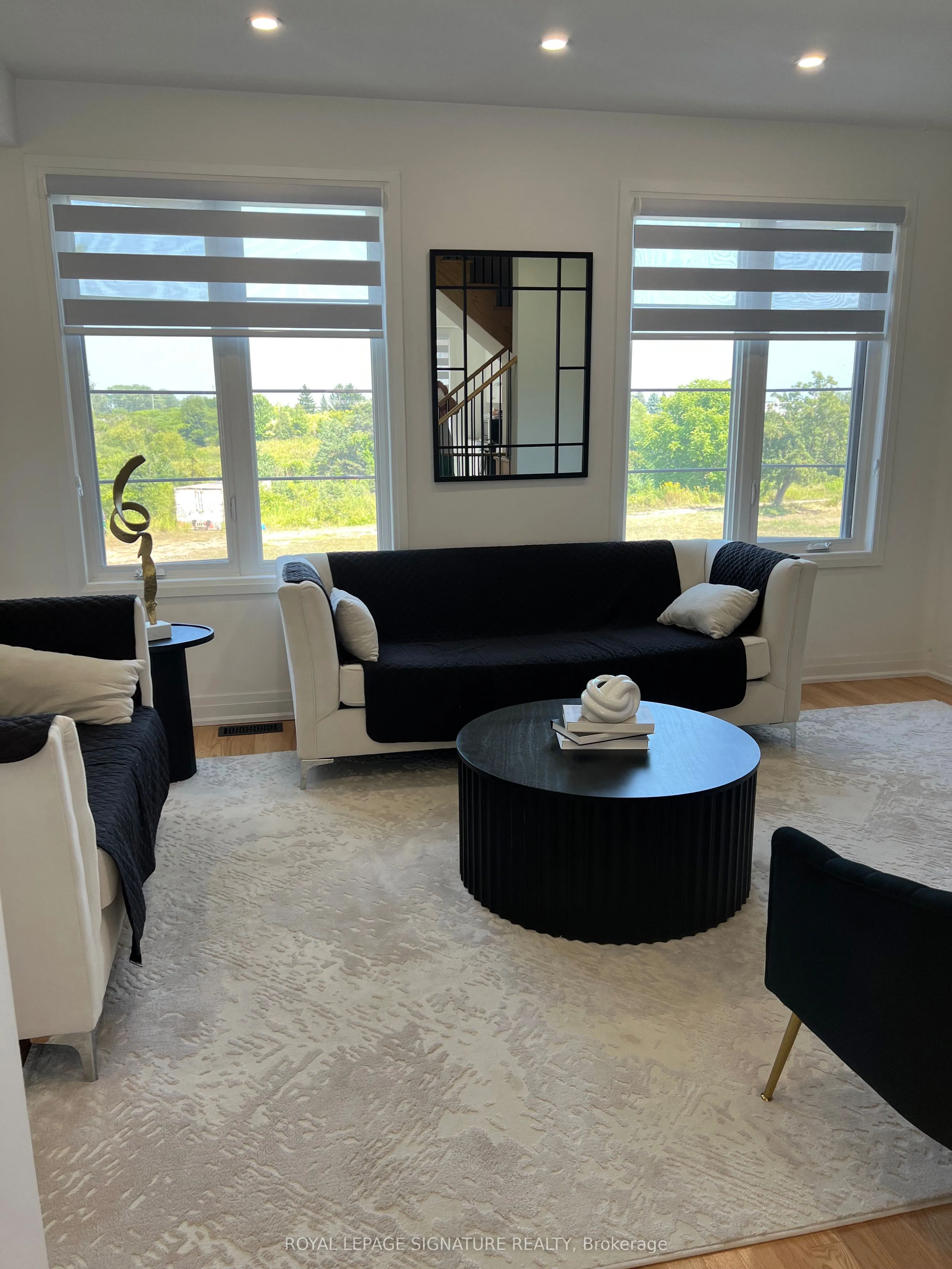 72 Waterside Way