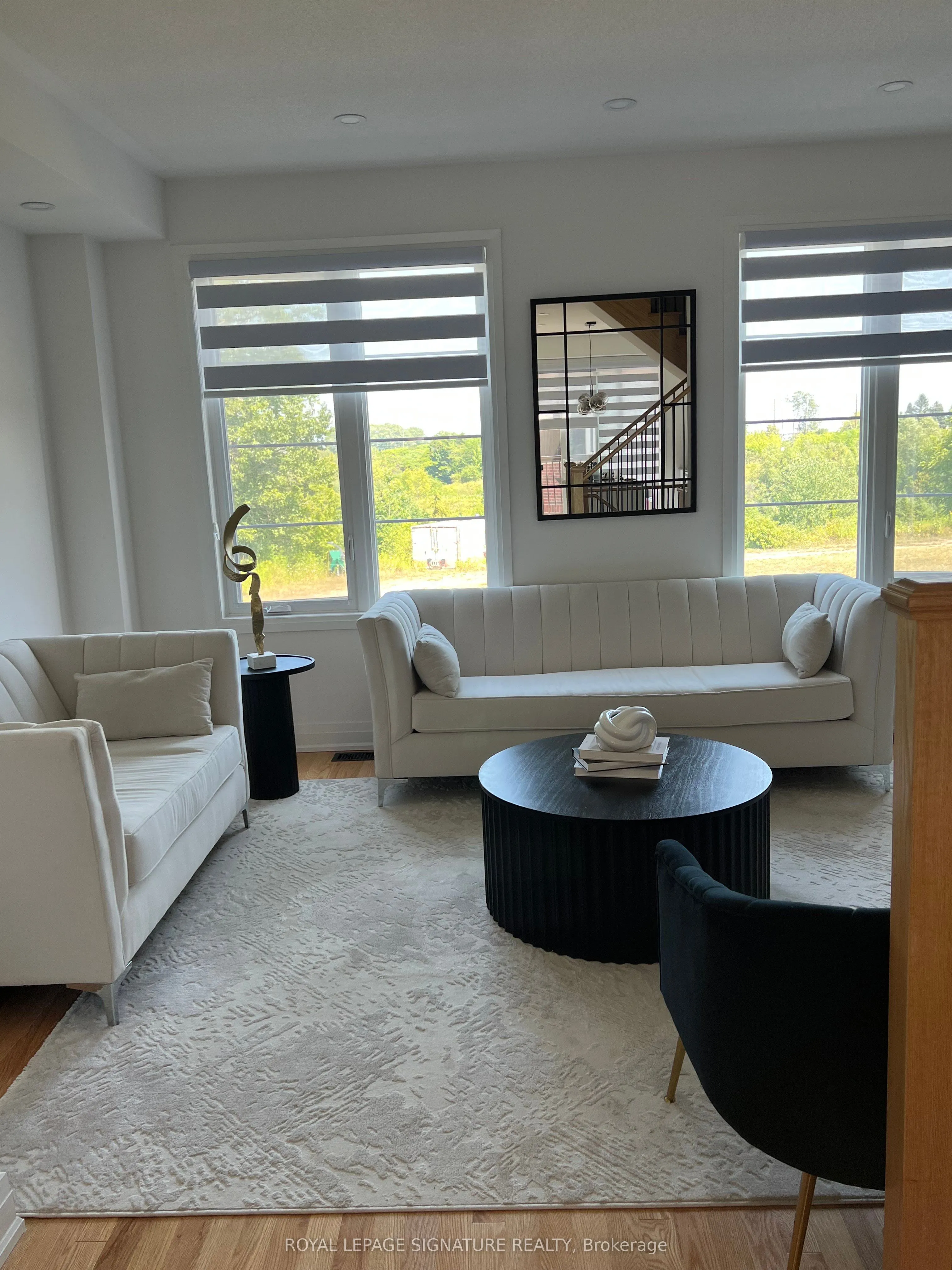 72 Waterside Way