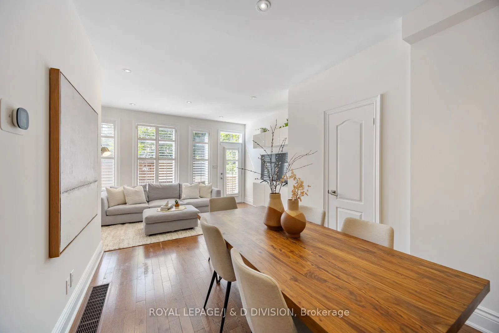 33 Clark Street