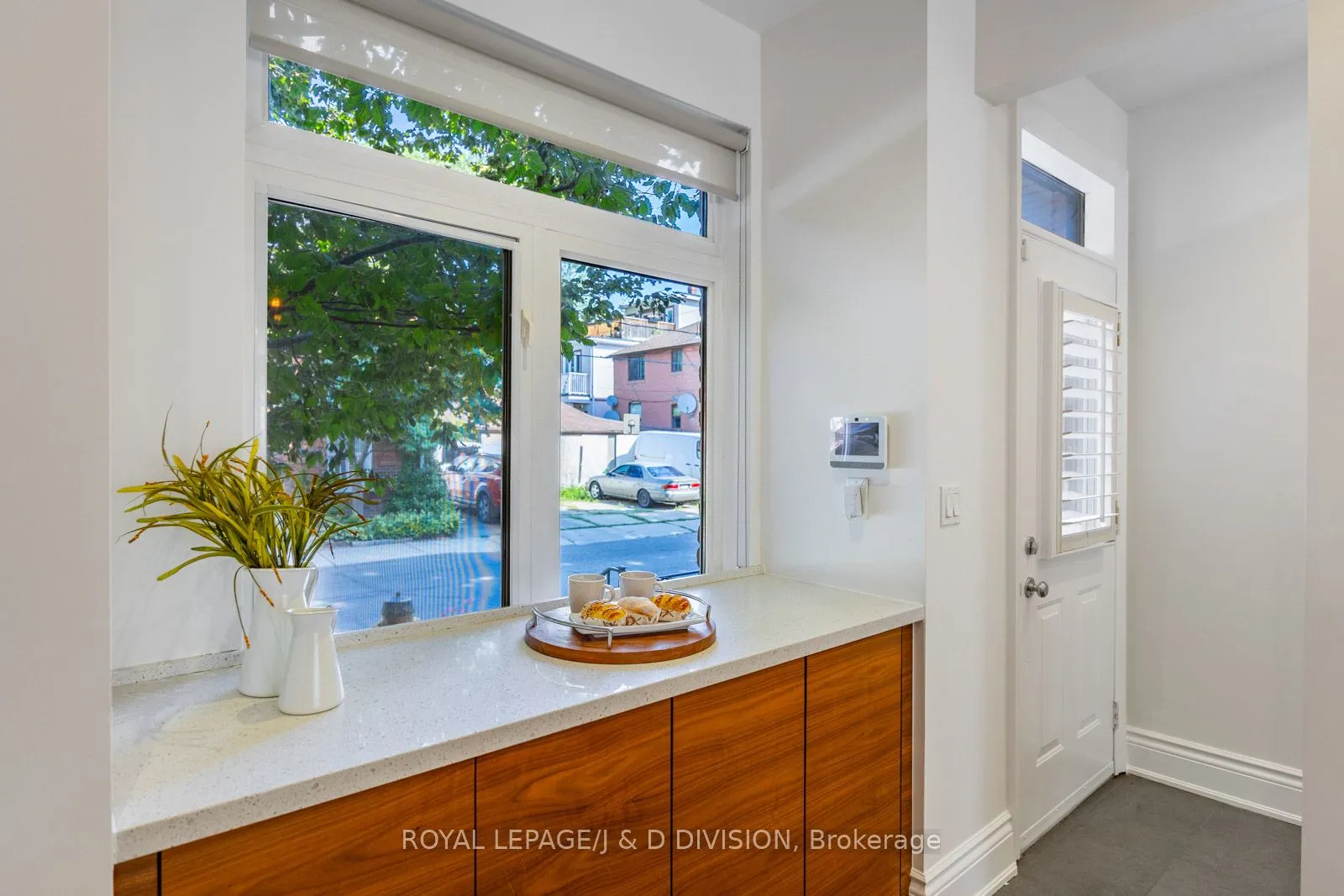 33 Clark Street